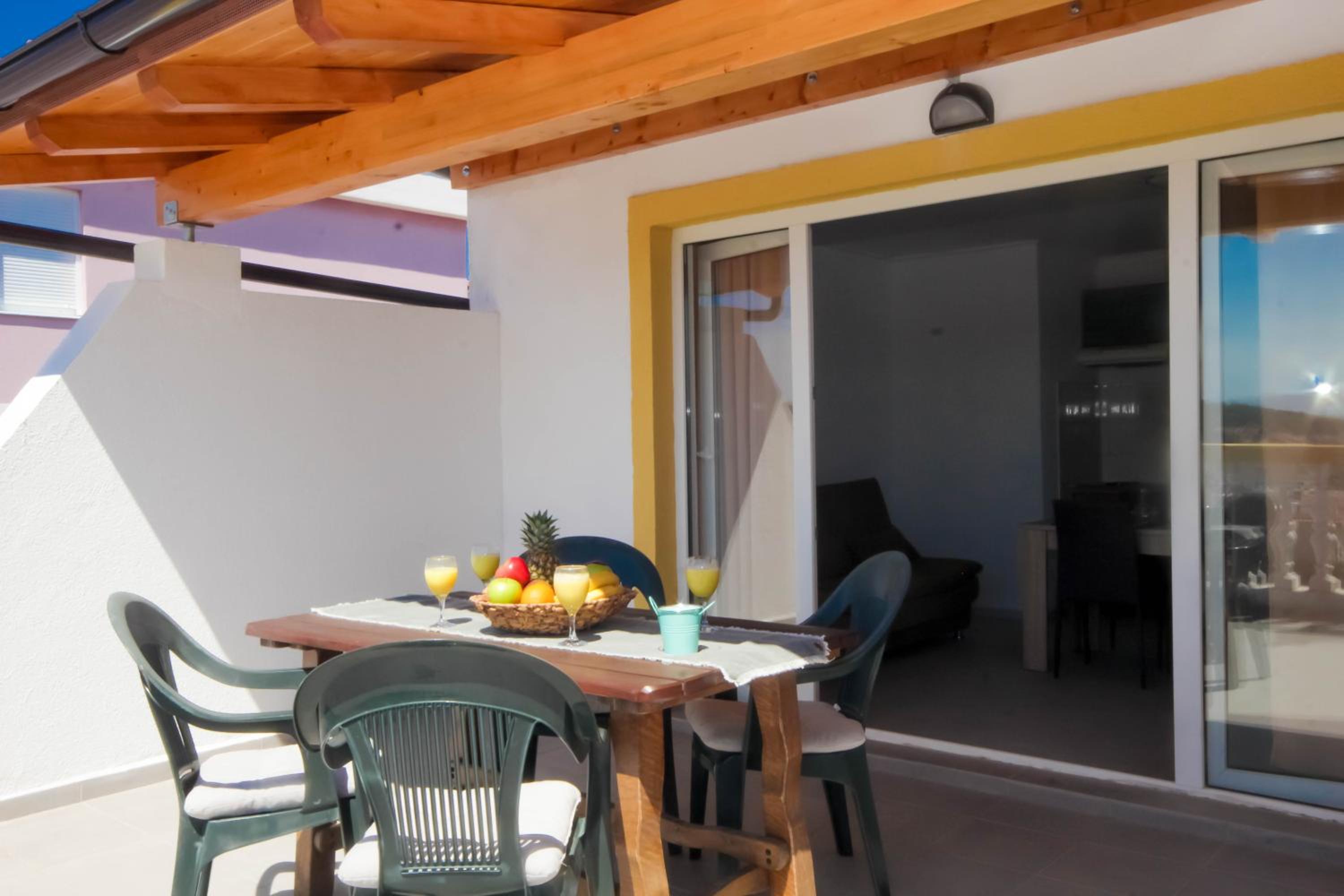 Apartment with Terrace photo 3