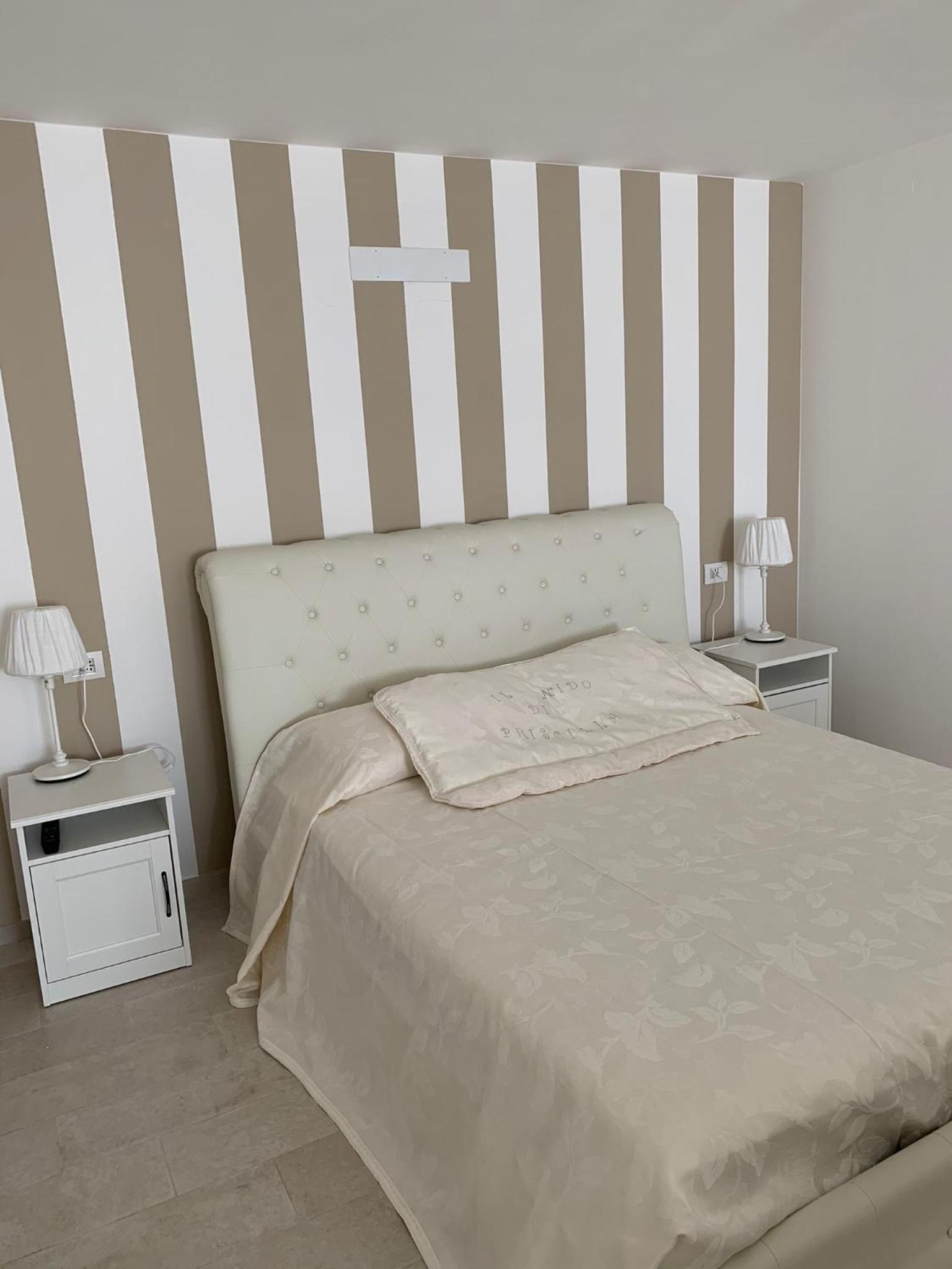 One-Bedroom Apartment - Photo 5