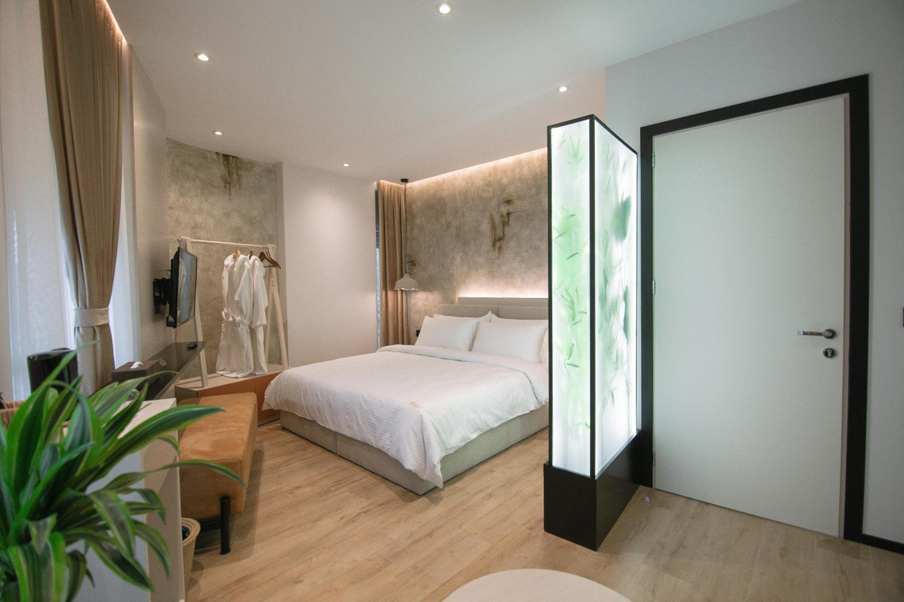 Suite with Balcony