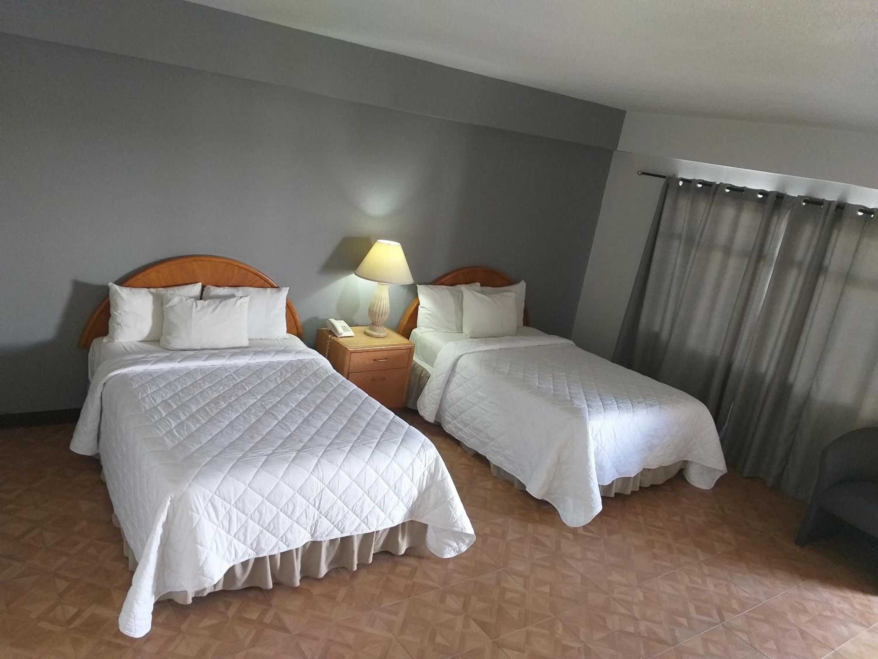 Double Room with Two Double Beds photo 1