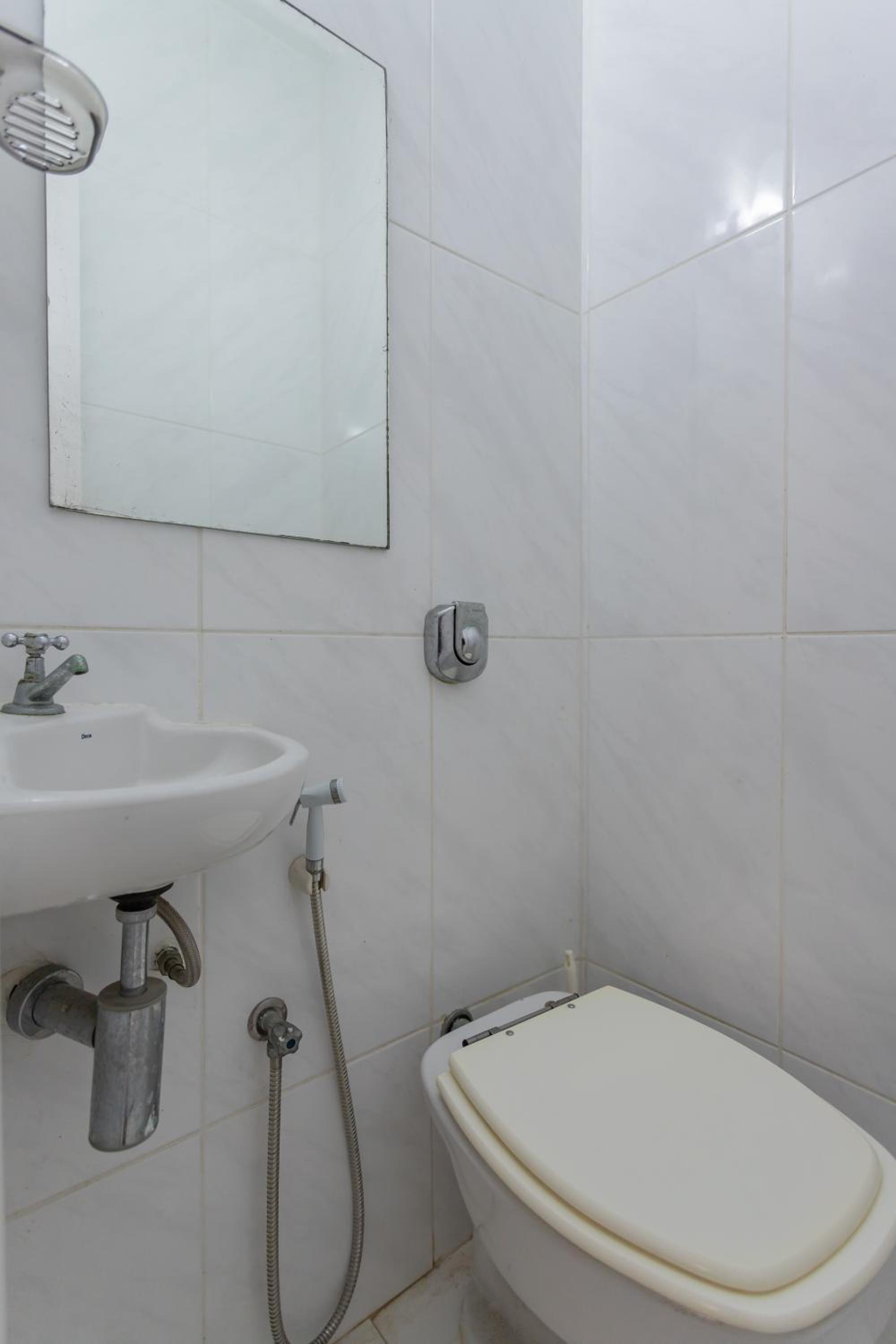 Three-Bedroom Apartment - Photo 30