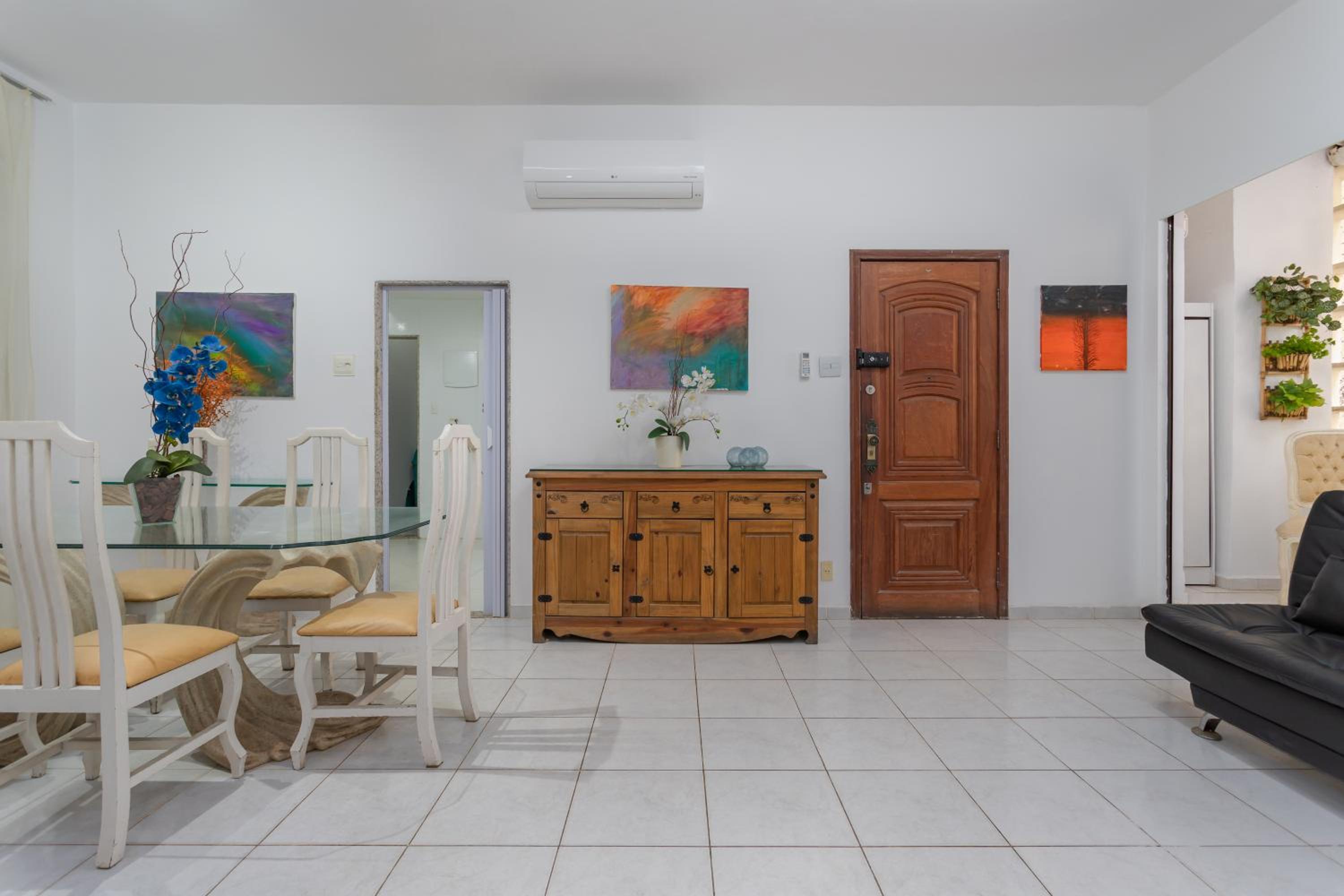 Three-Bedroom Apartment - Photo 17