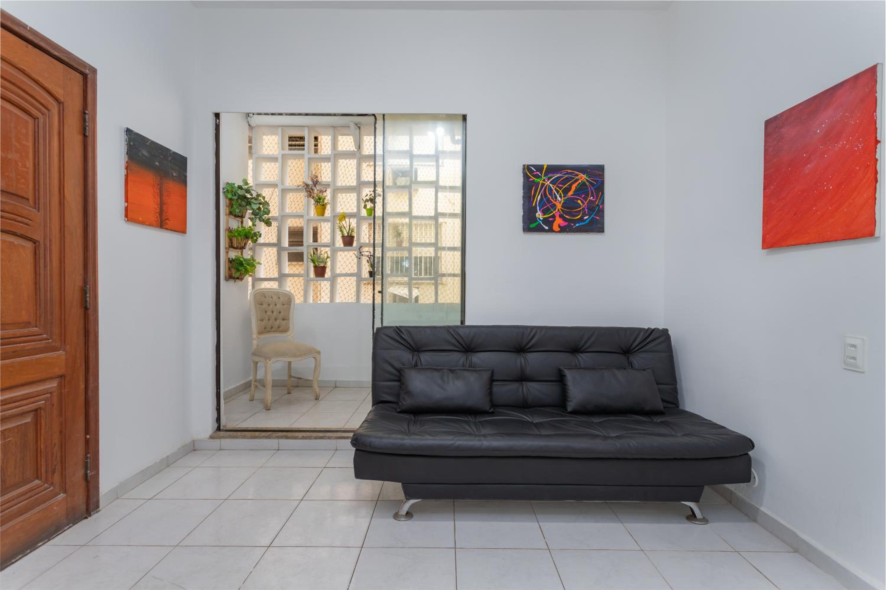 Three-Bedroom Apartment - Photo 15