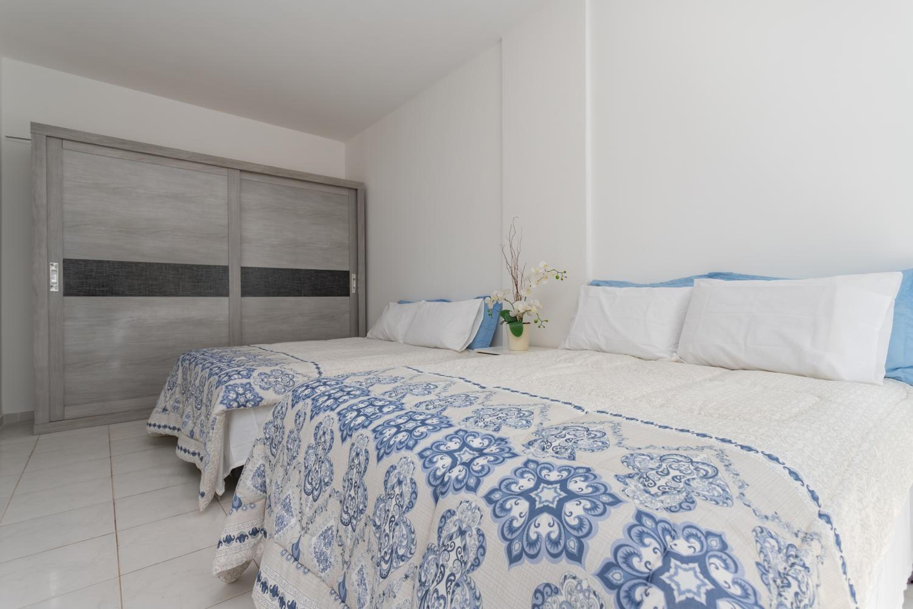 Three-Bedroom Apartment - Photo 11