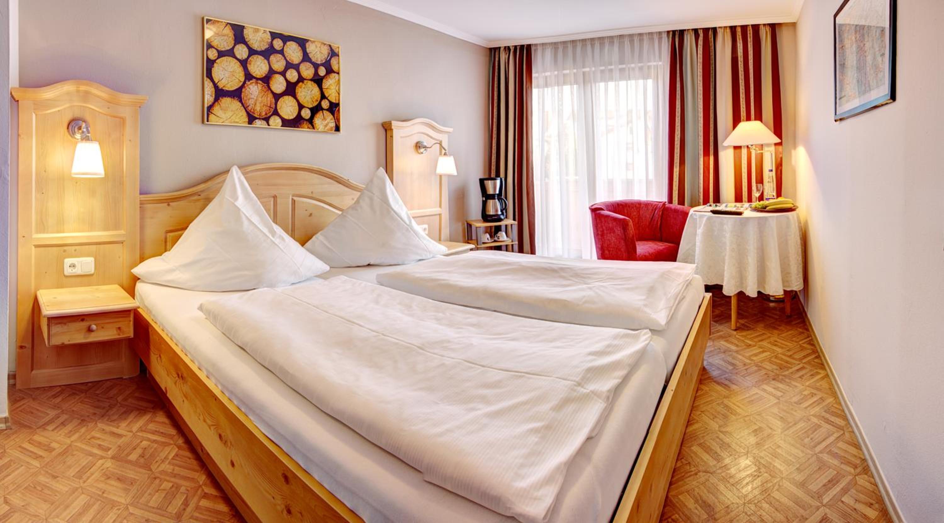 Double Room with Balcony photo 2