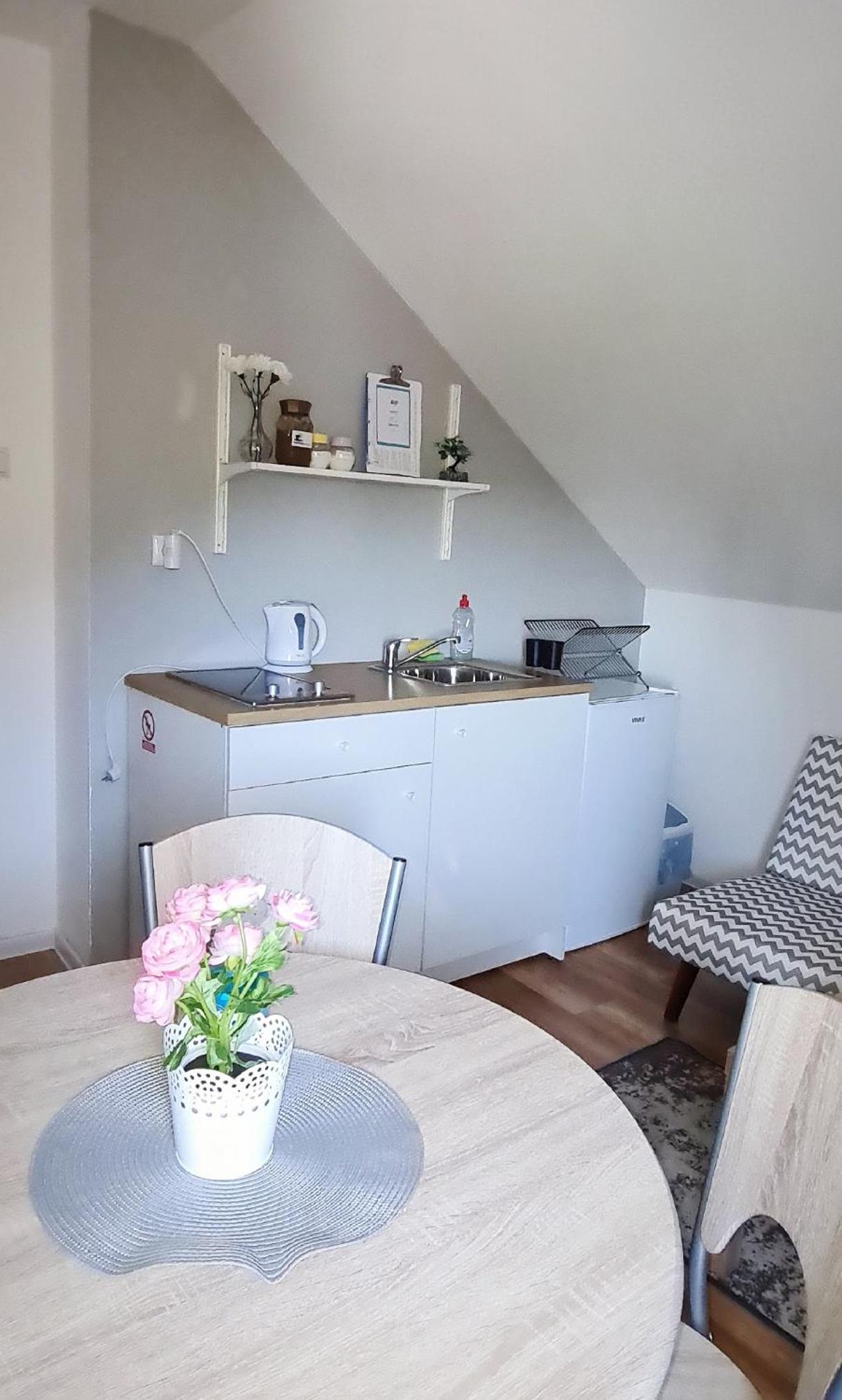 Two-Bedroom Apartment - Photo 12