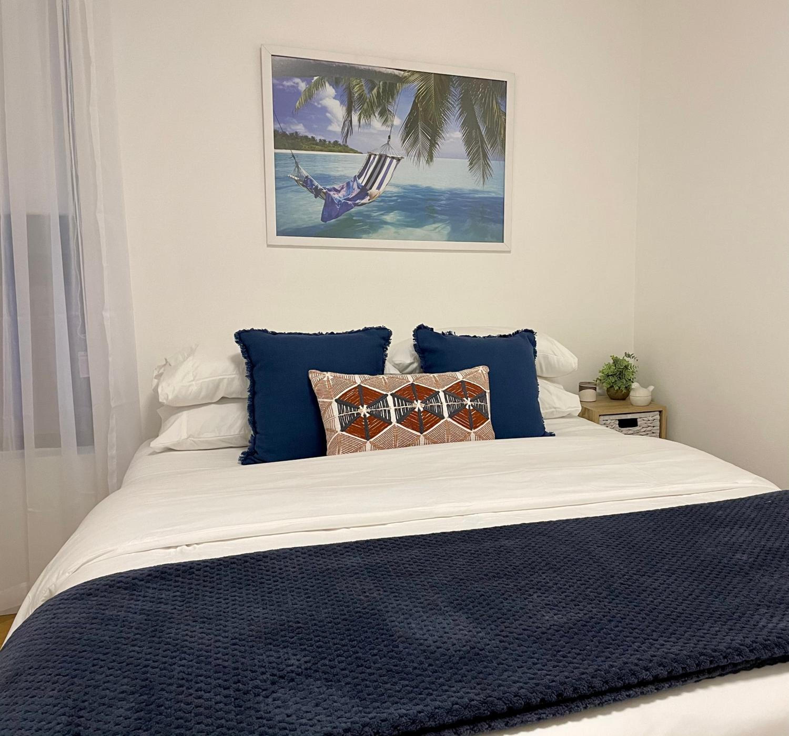 Two-Bedroom Apartment - Photo 19