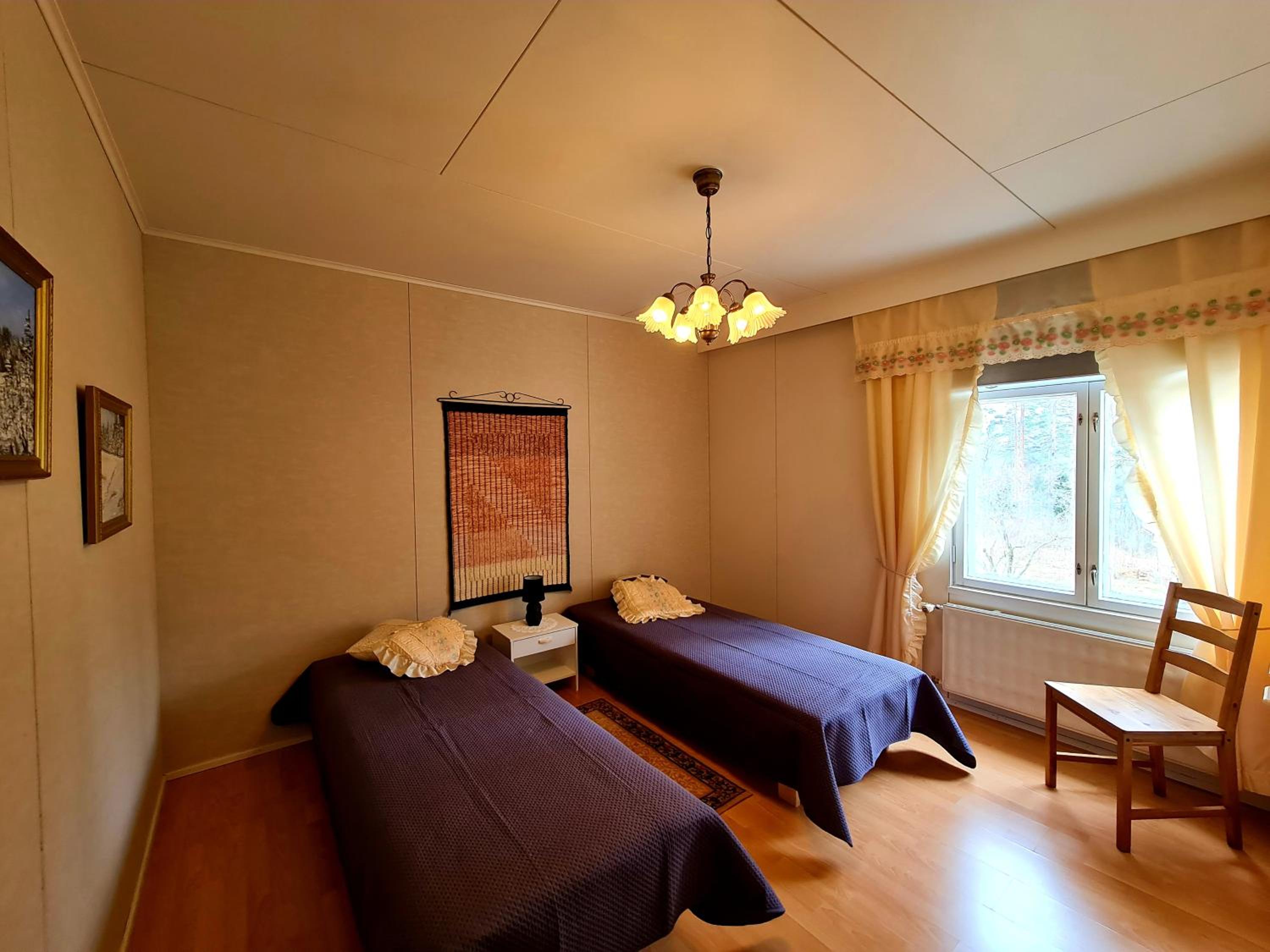 One-Bedroom Apartment - Photo 6