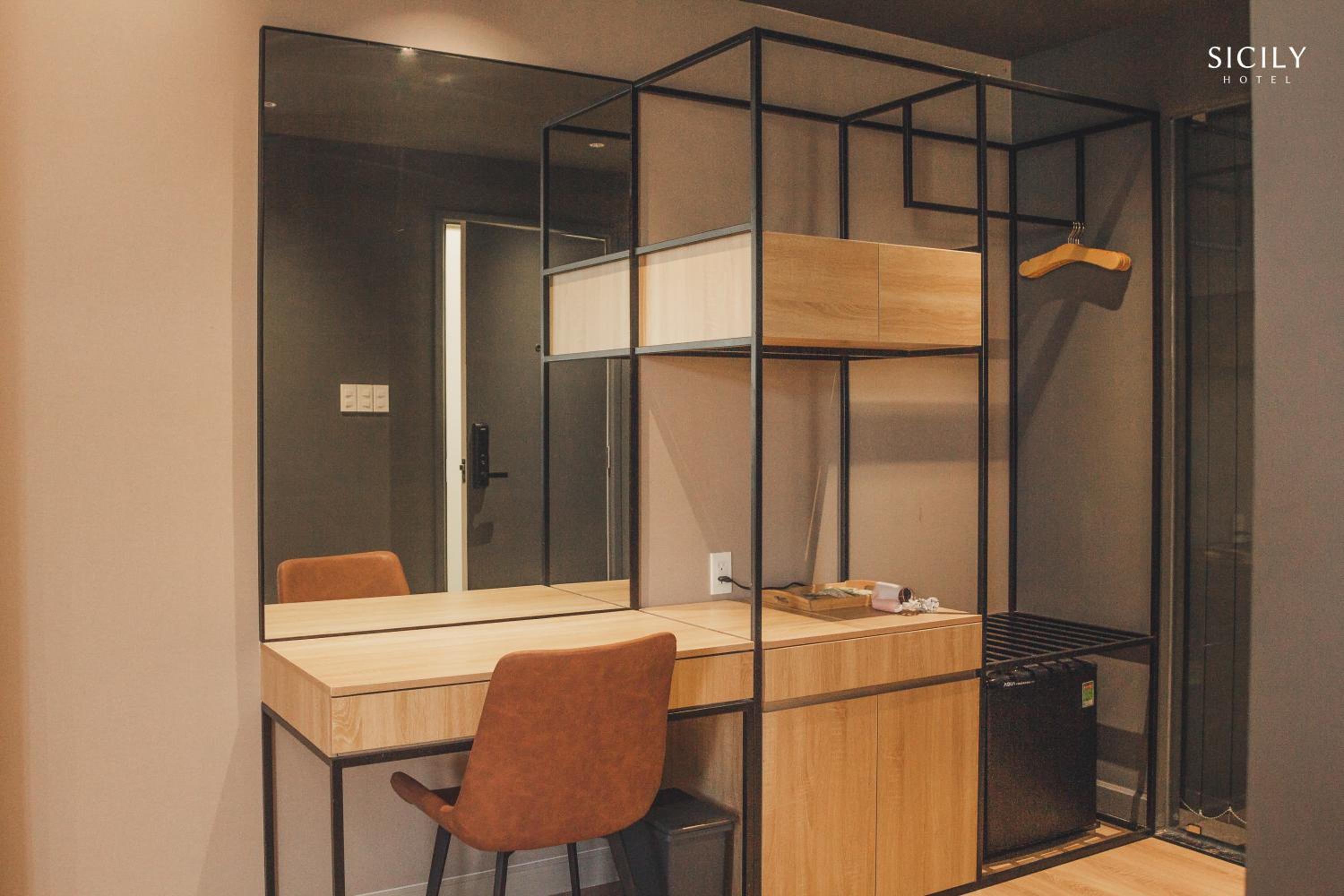Double Room with Balcony - Photo 2