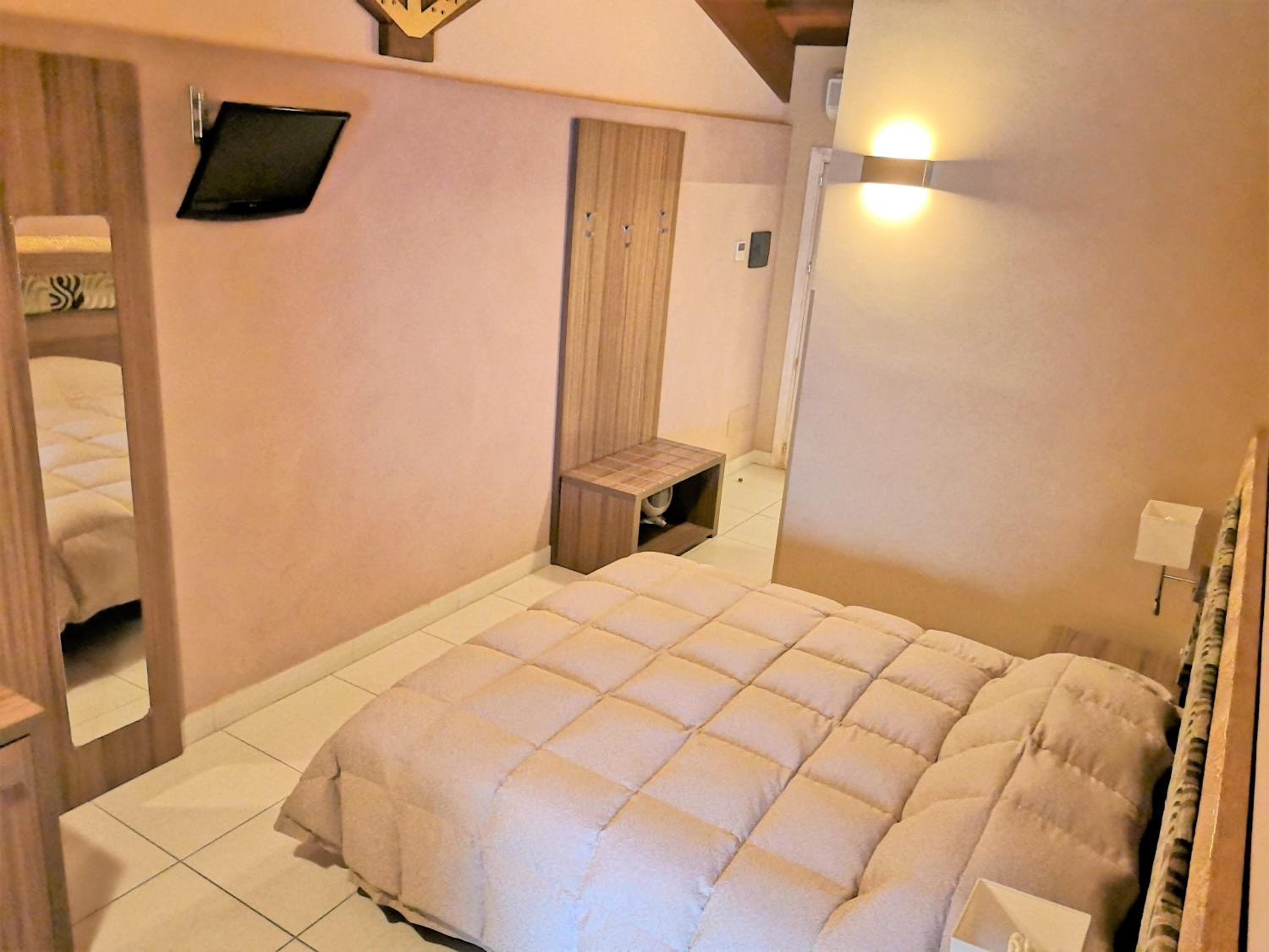 Double Room with Sea View - Photo 2