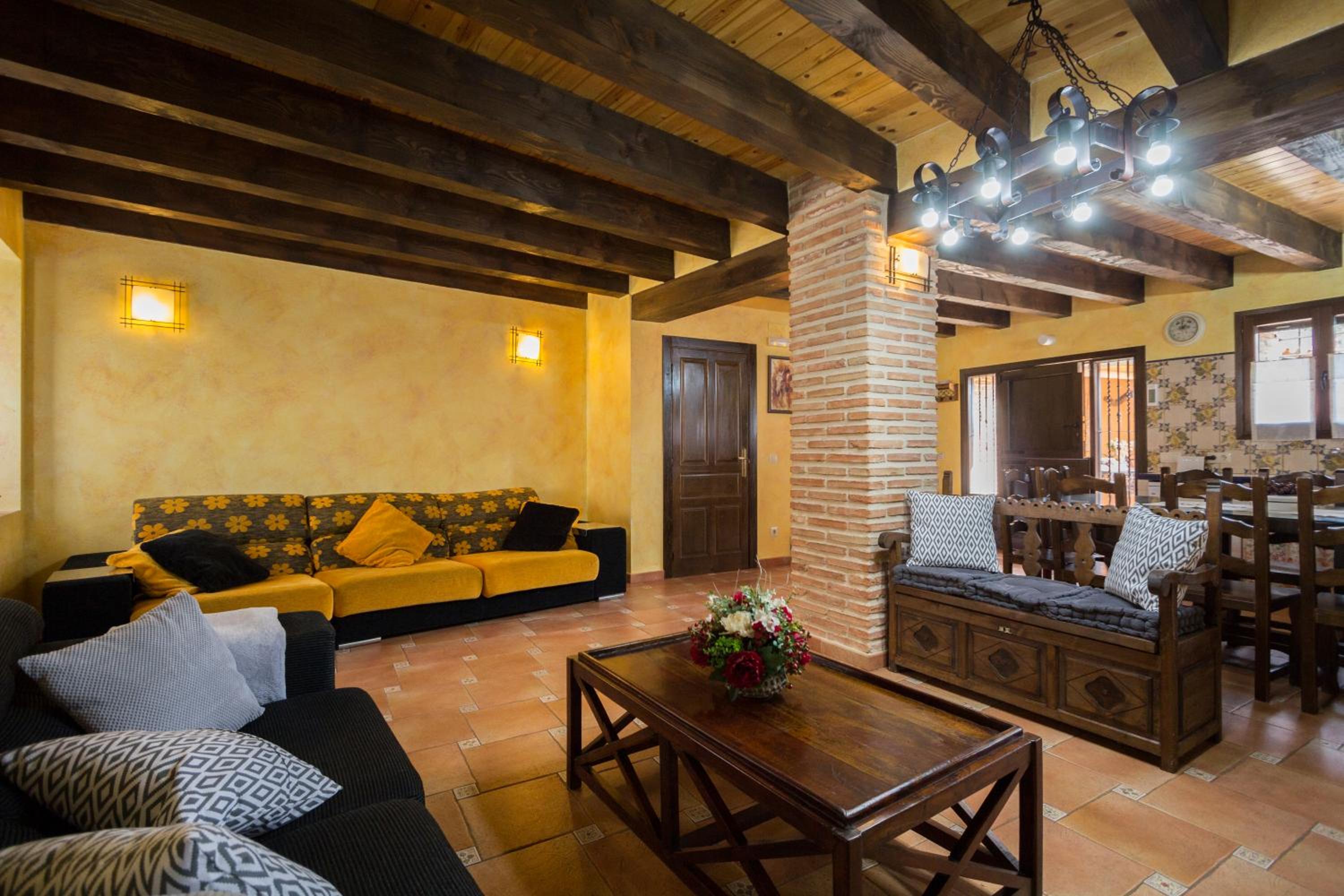 Casa de cinco habitaciones
