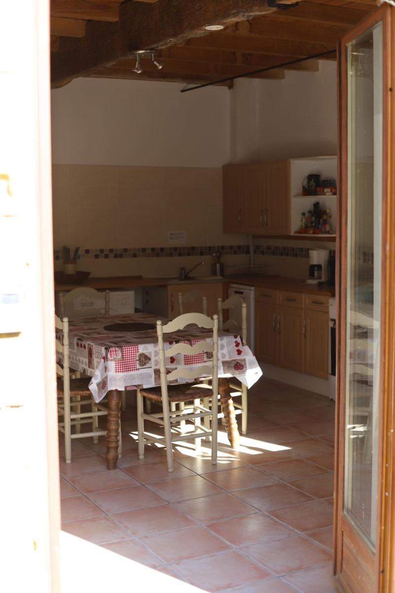 Two-Bedroom House - Photo 3