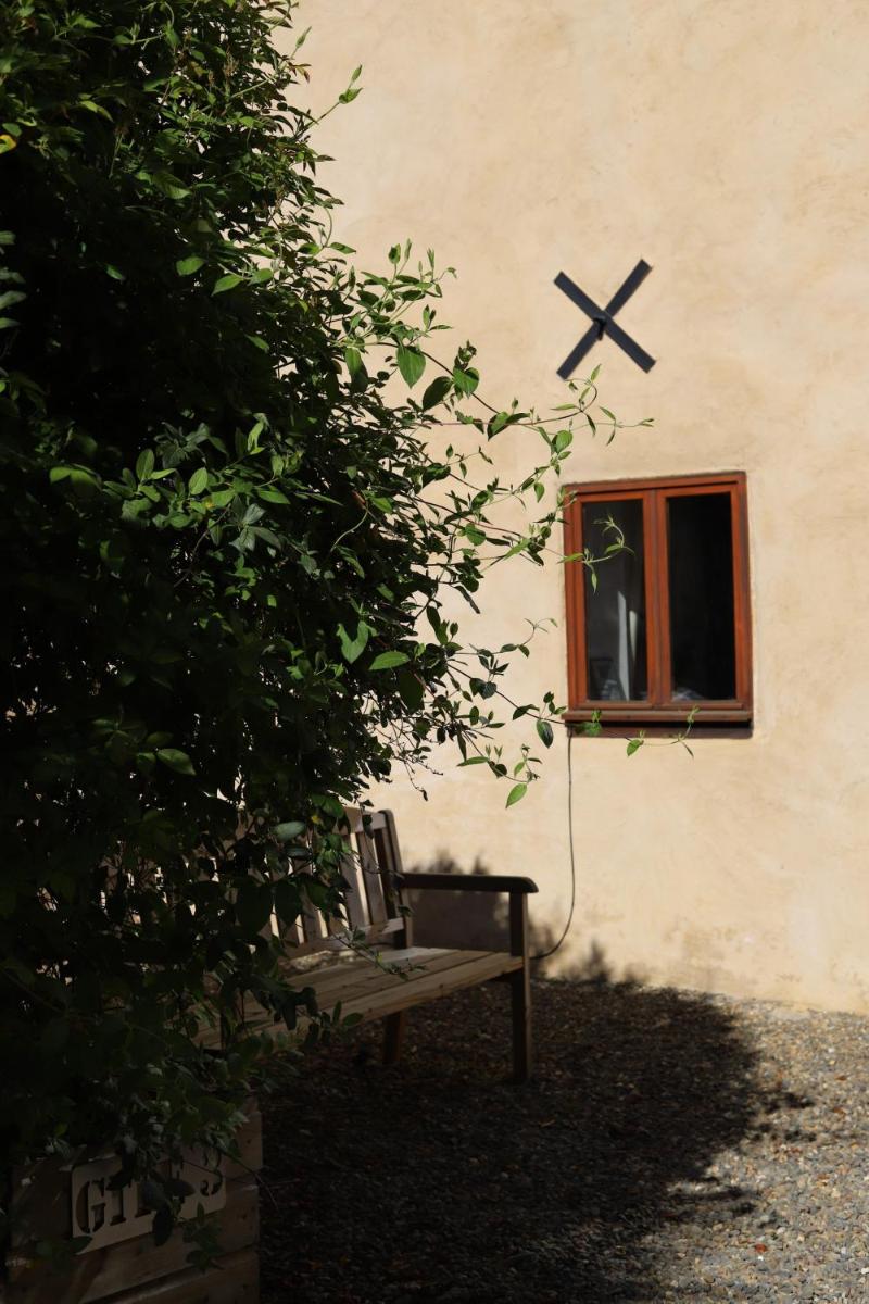Two-Bedroom House - Photo 24