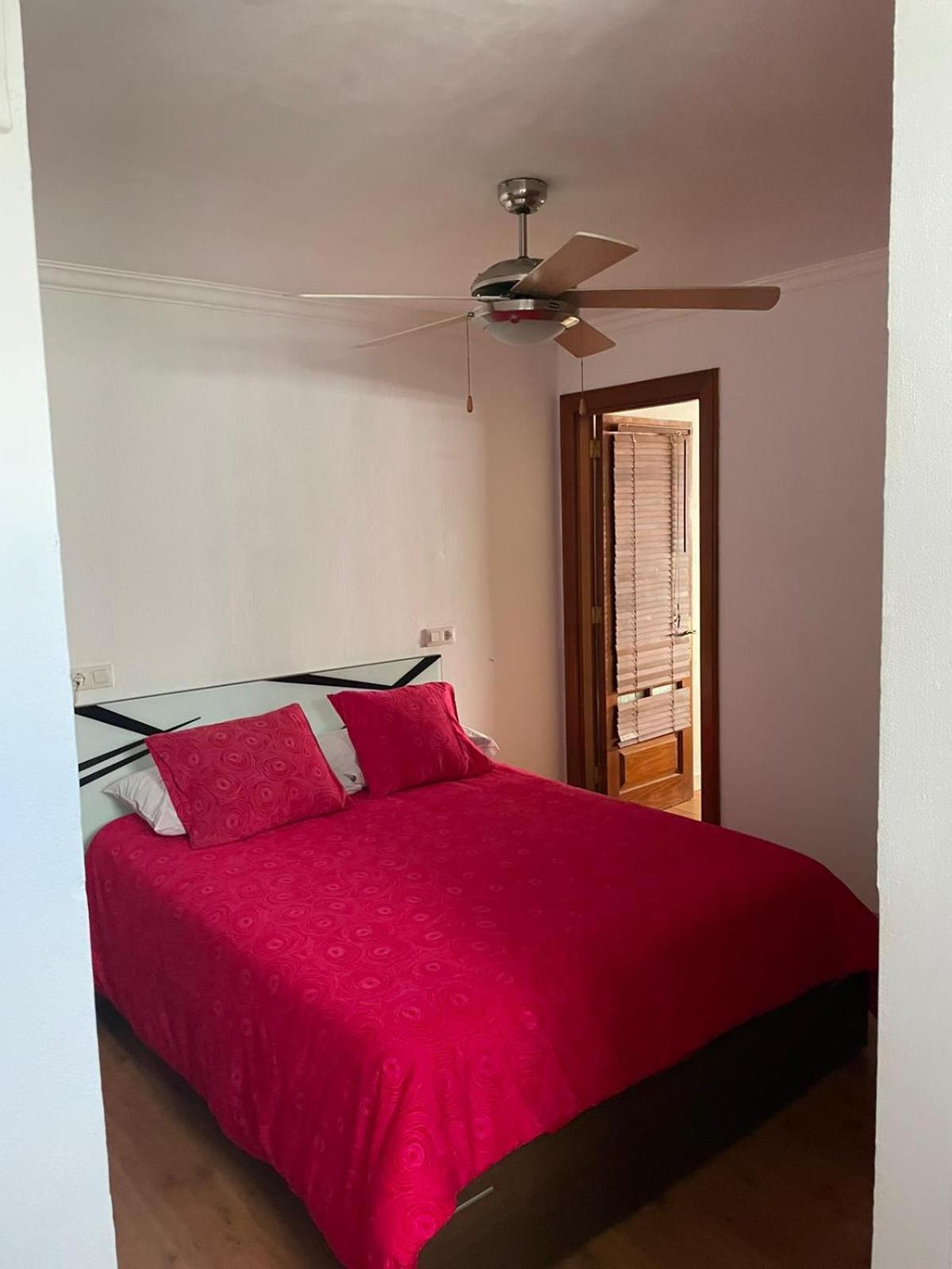 Superior One-Bedroom Apartment