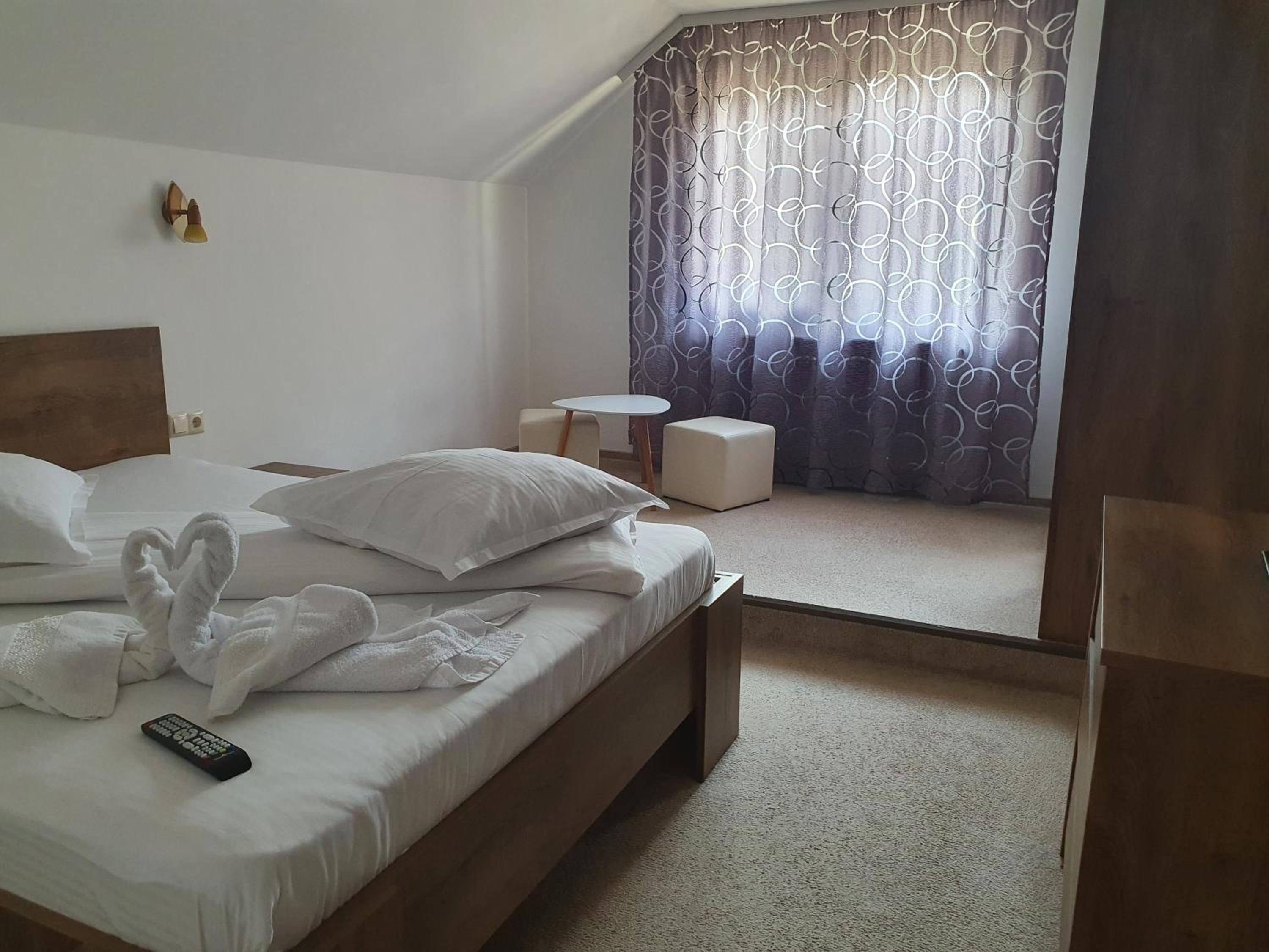 Deluxe Suite photo 1