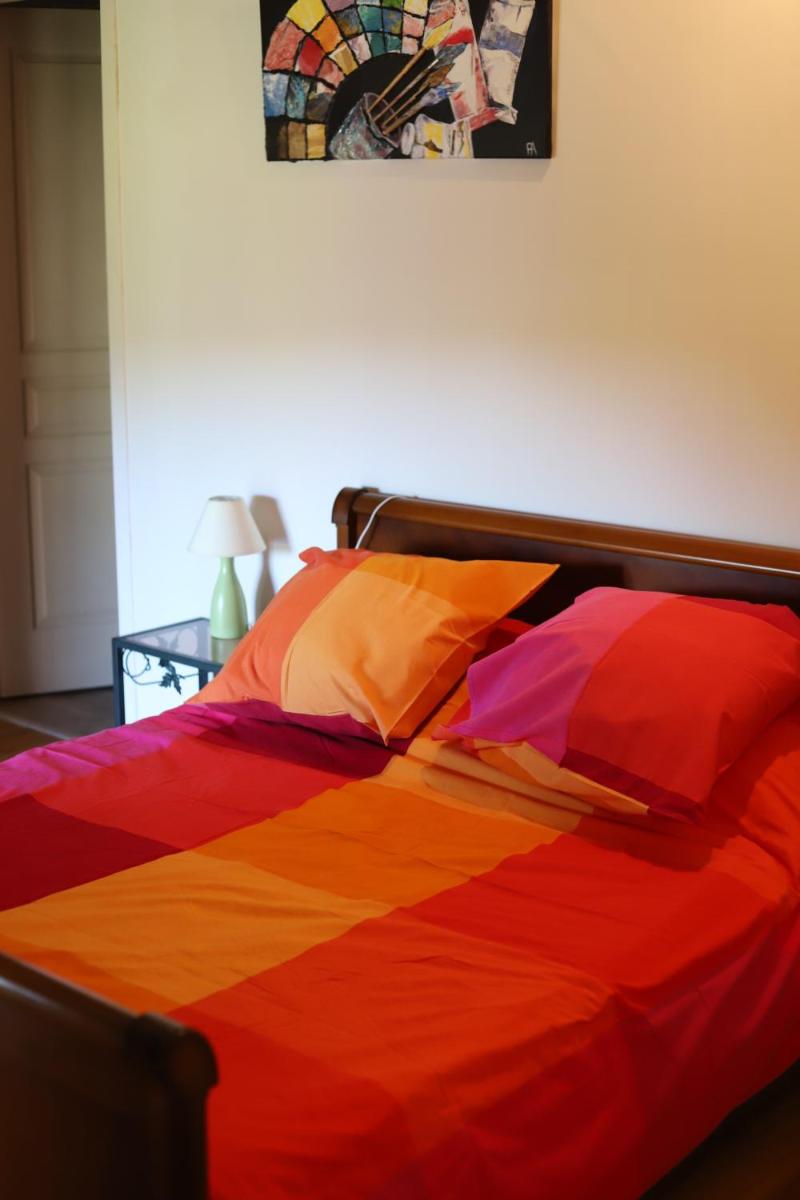 Three-Bedroom House - Photo 94
