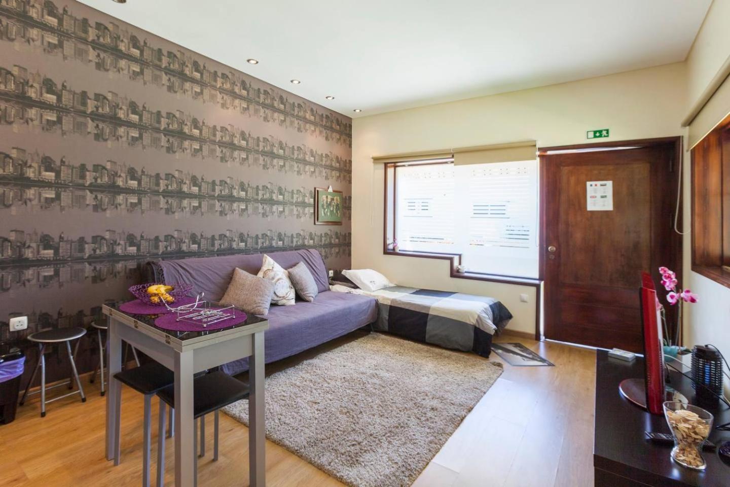 One-Bedroom House photo 1