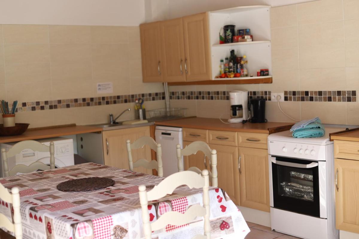 Two-Bedroom House - Photo 29