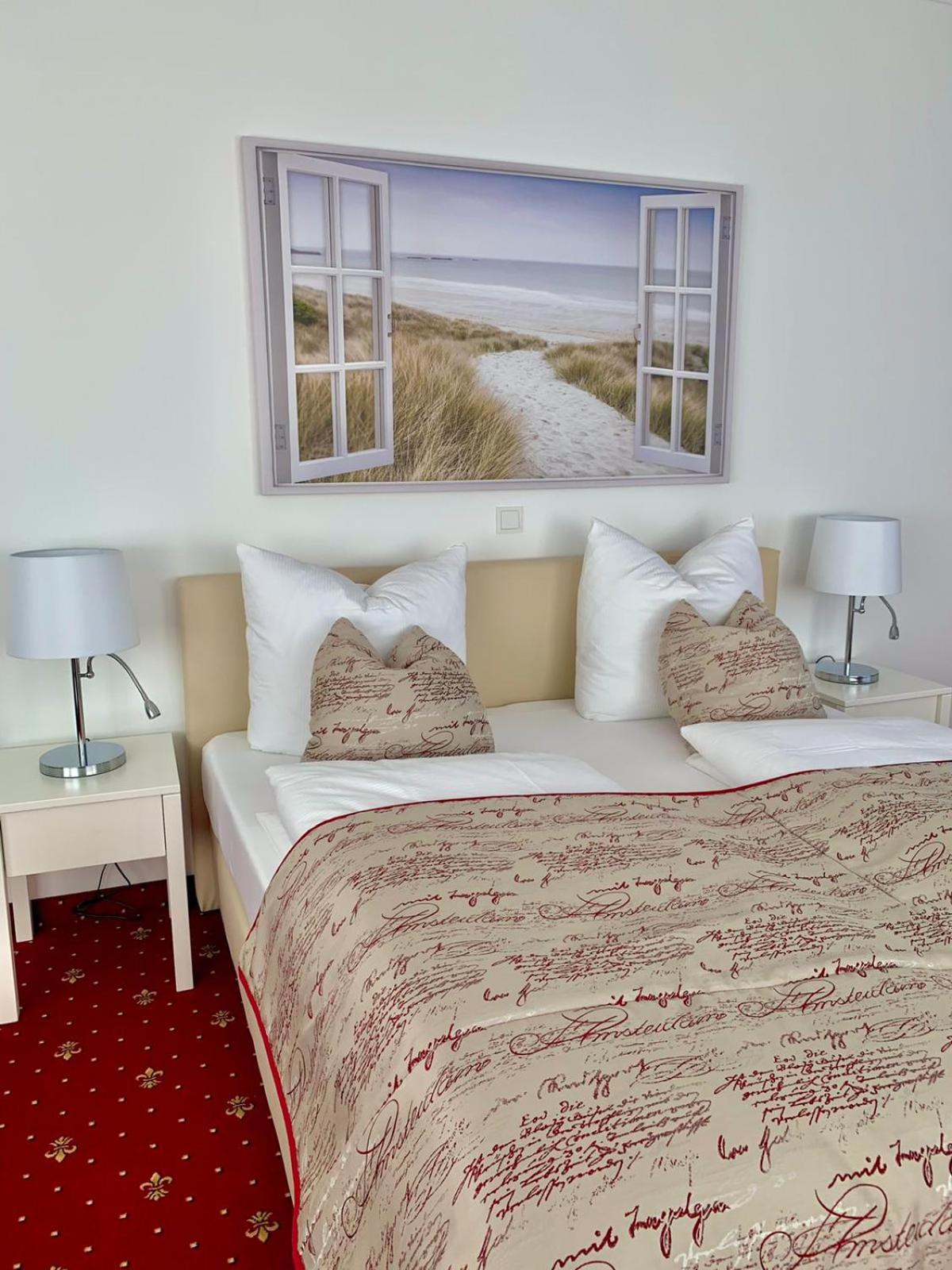 Double Room with Lake View photo 1