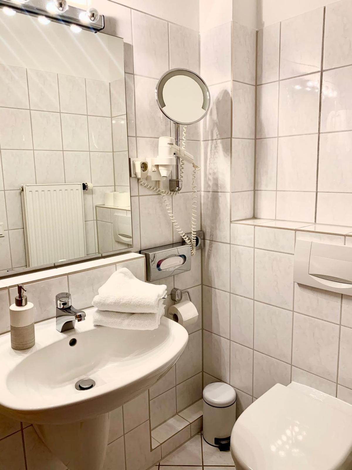 Double Room with Lake View photo 2