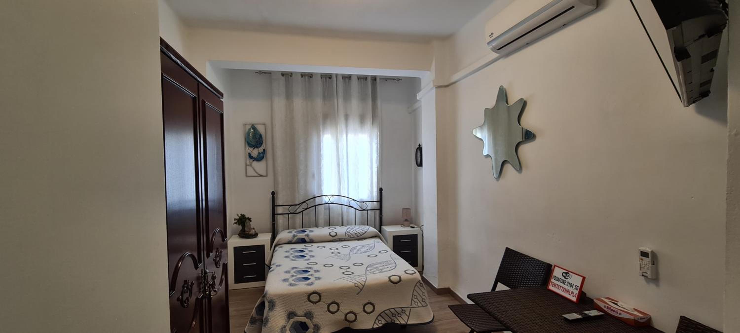 Classic Double Room - Photo 9