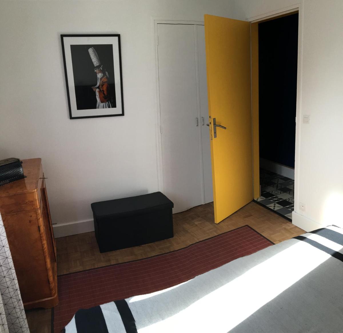 Double Room with Shared Bathroom photo 3