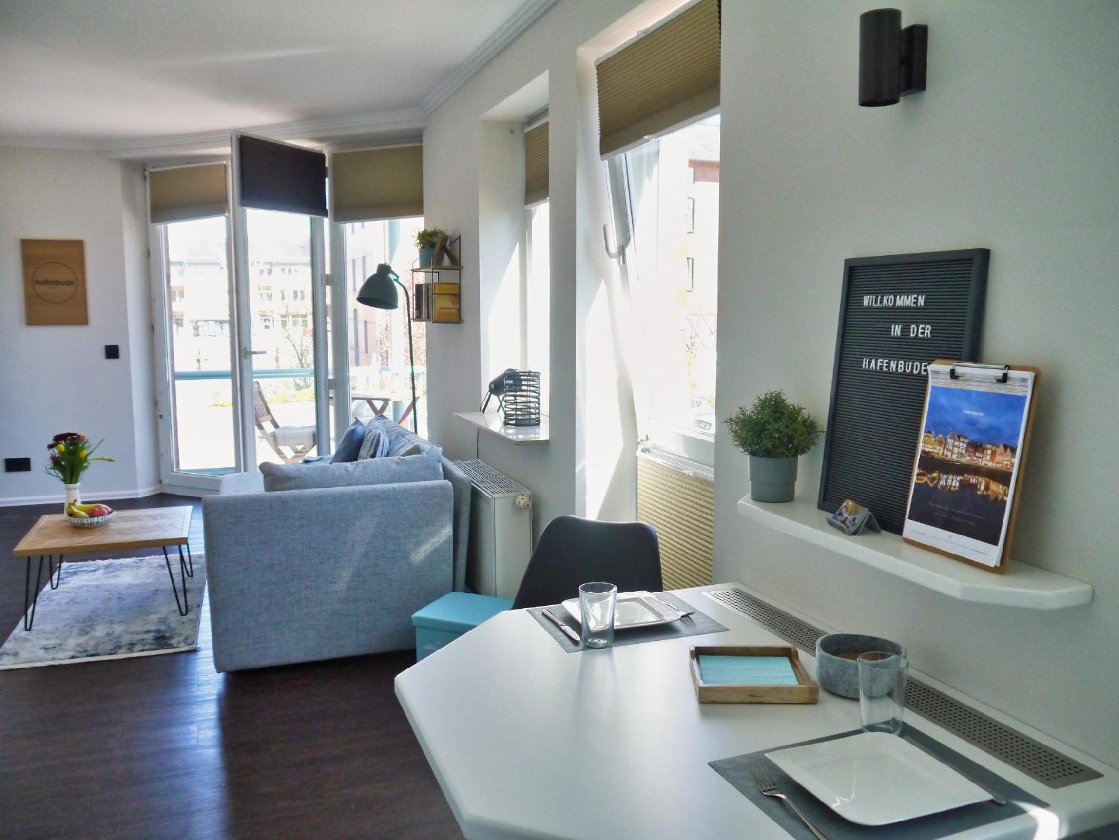 Apartment with Sea View thumbnail 5