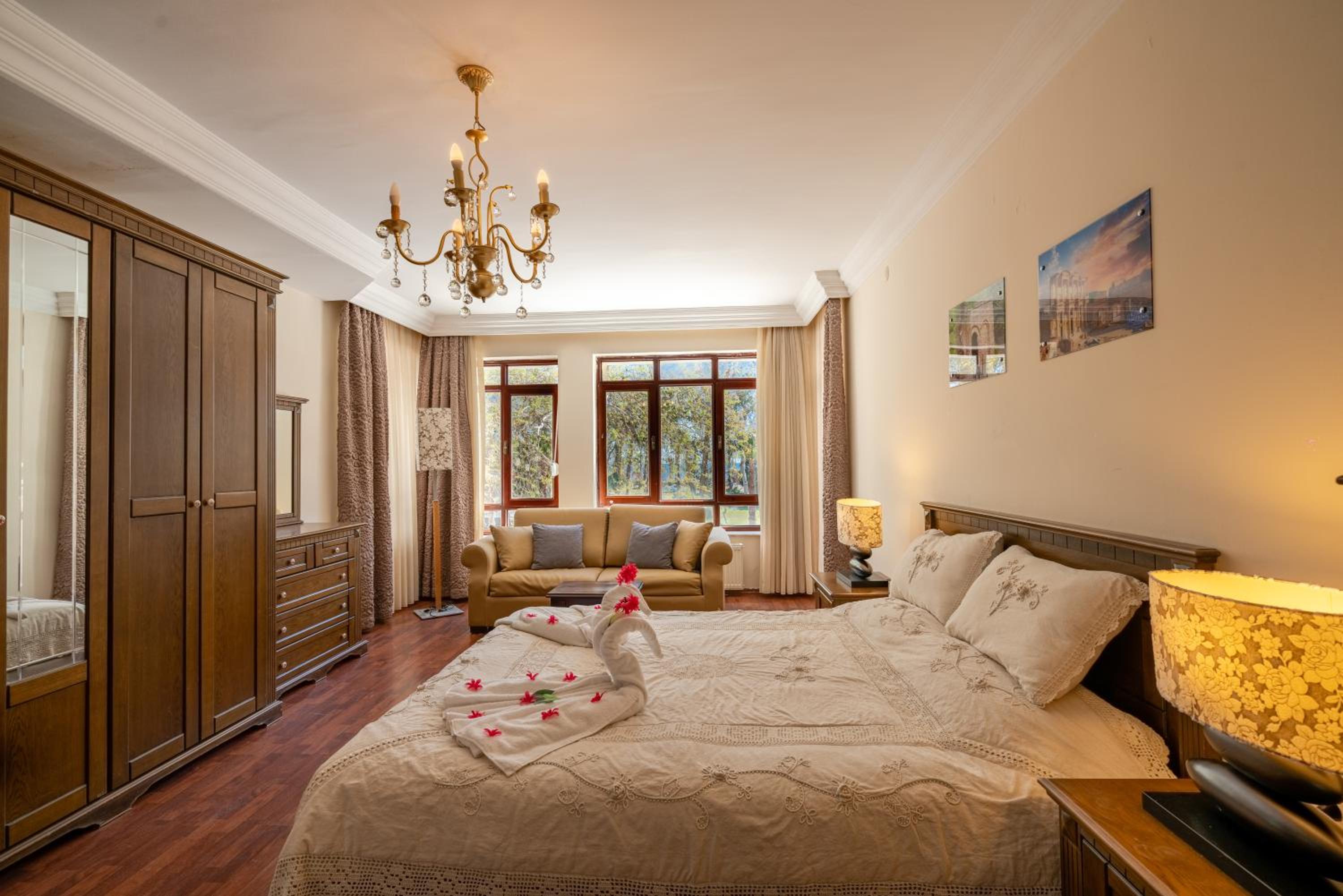 Deluxe Double Room with Balcony and Sea View