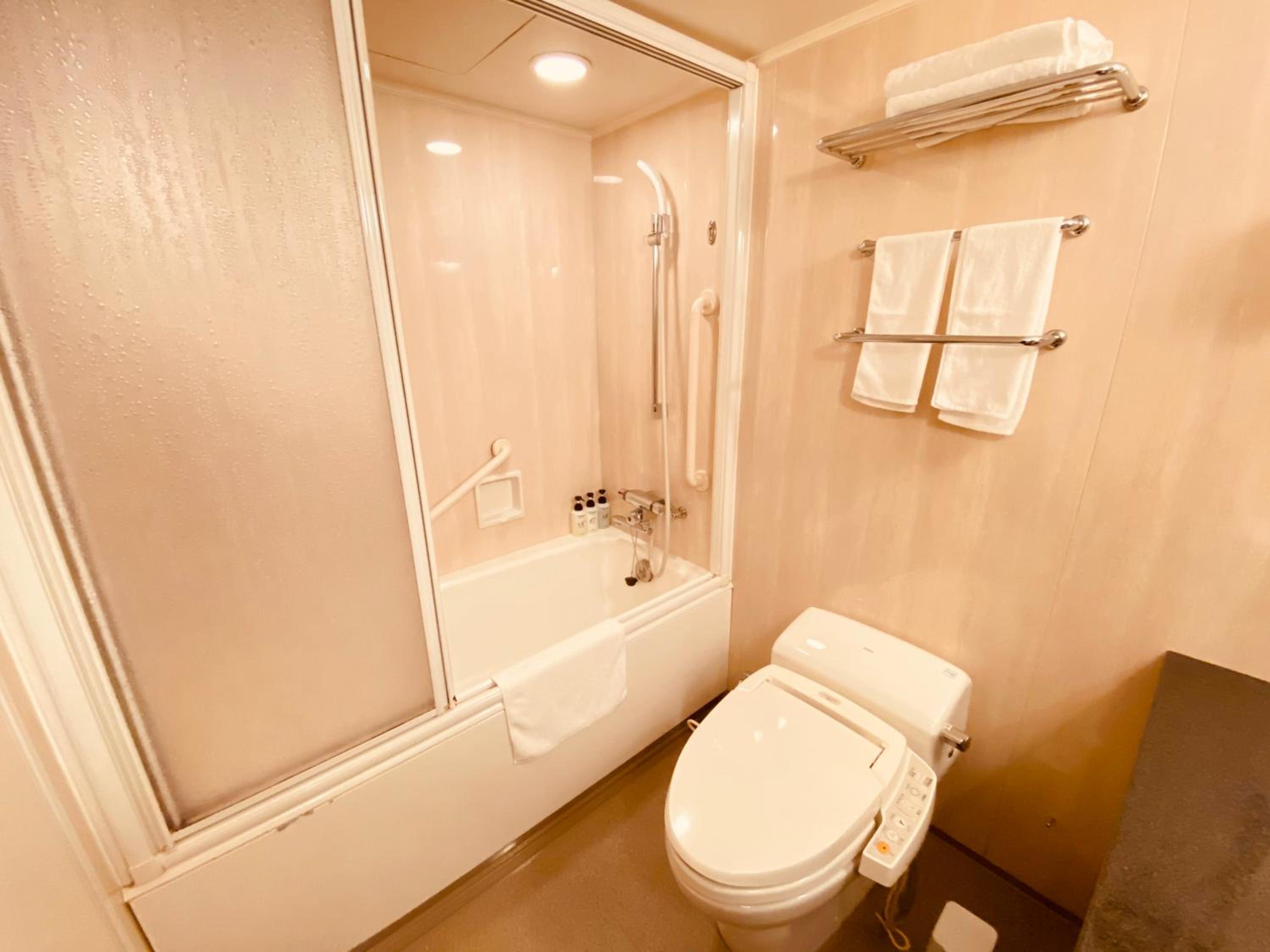 Deluxe Double Room - Non-Smoking photo 2