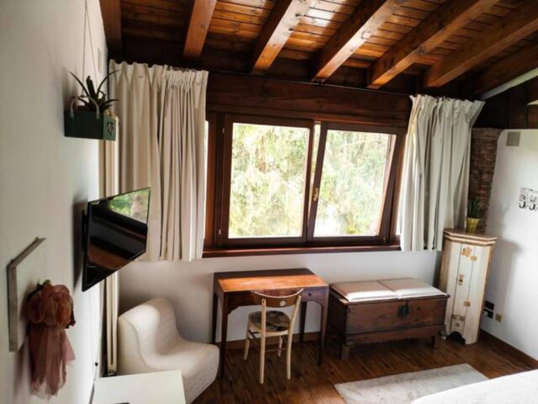 Family Room photo 3