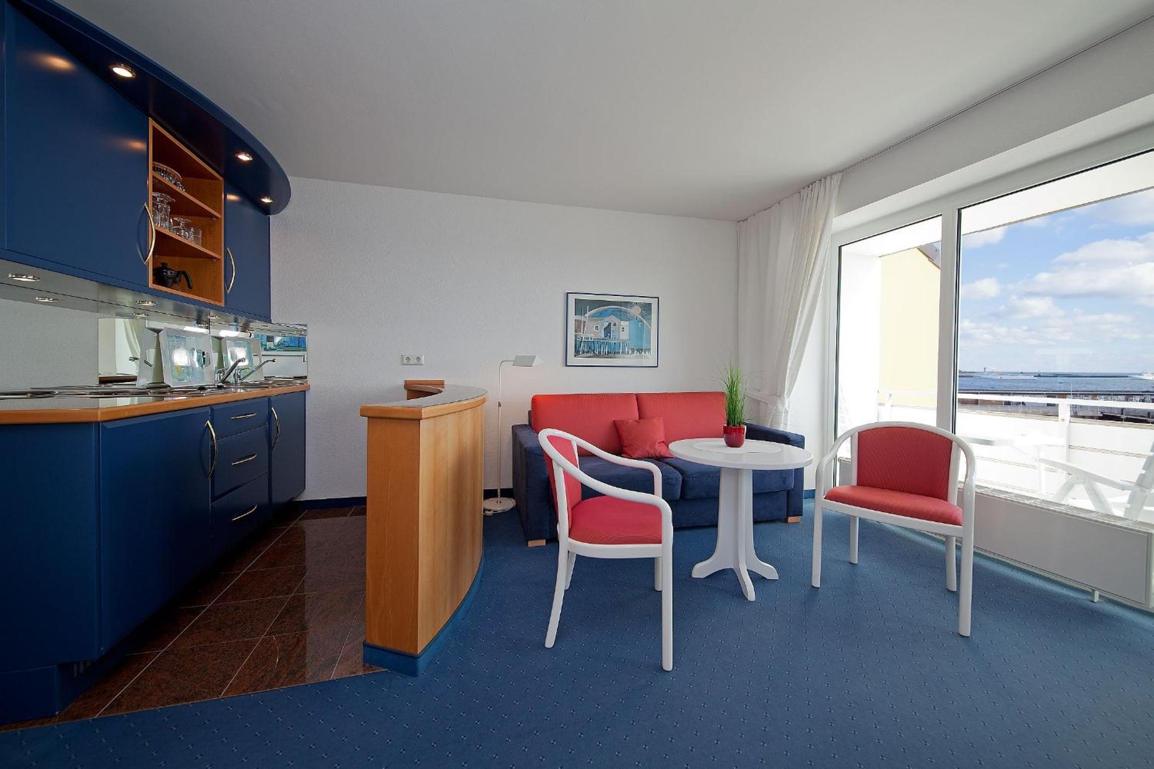 Superior One-Bedroom Apartment with Balcony and Sea VIew