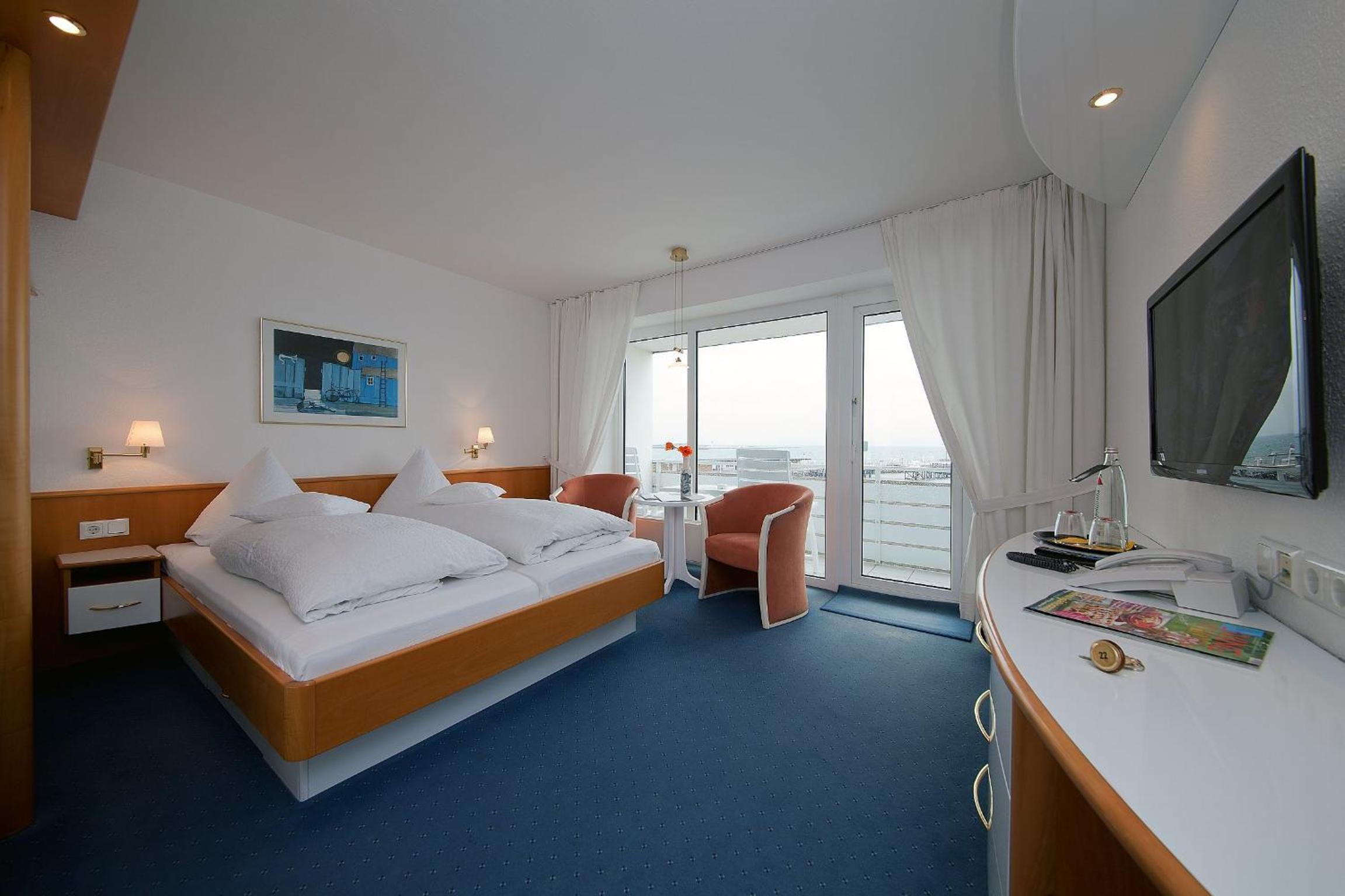 Comfort Double Room with Balcony and Sea View