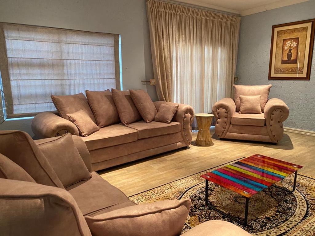 Three-Bedroom Villa - Photo 39