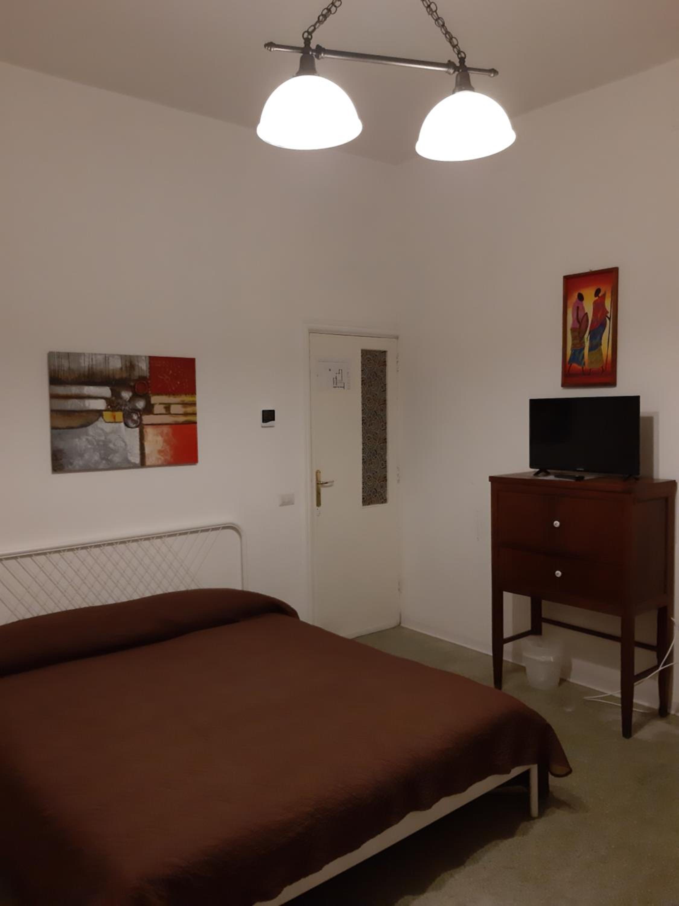 Triple Room with Private Bathroom - Photo 1