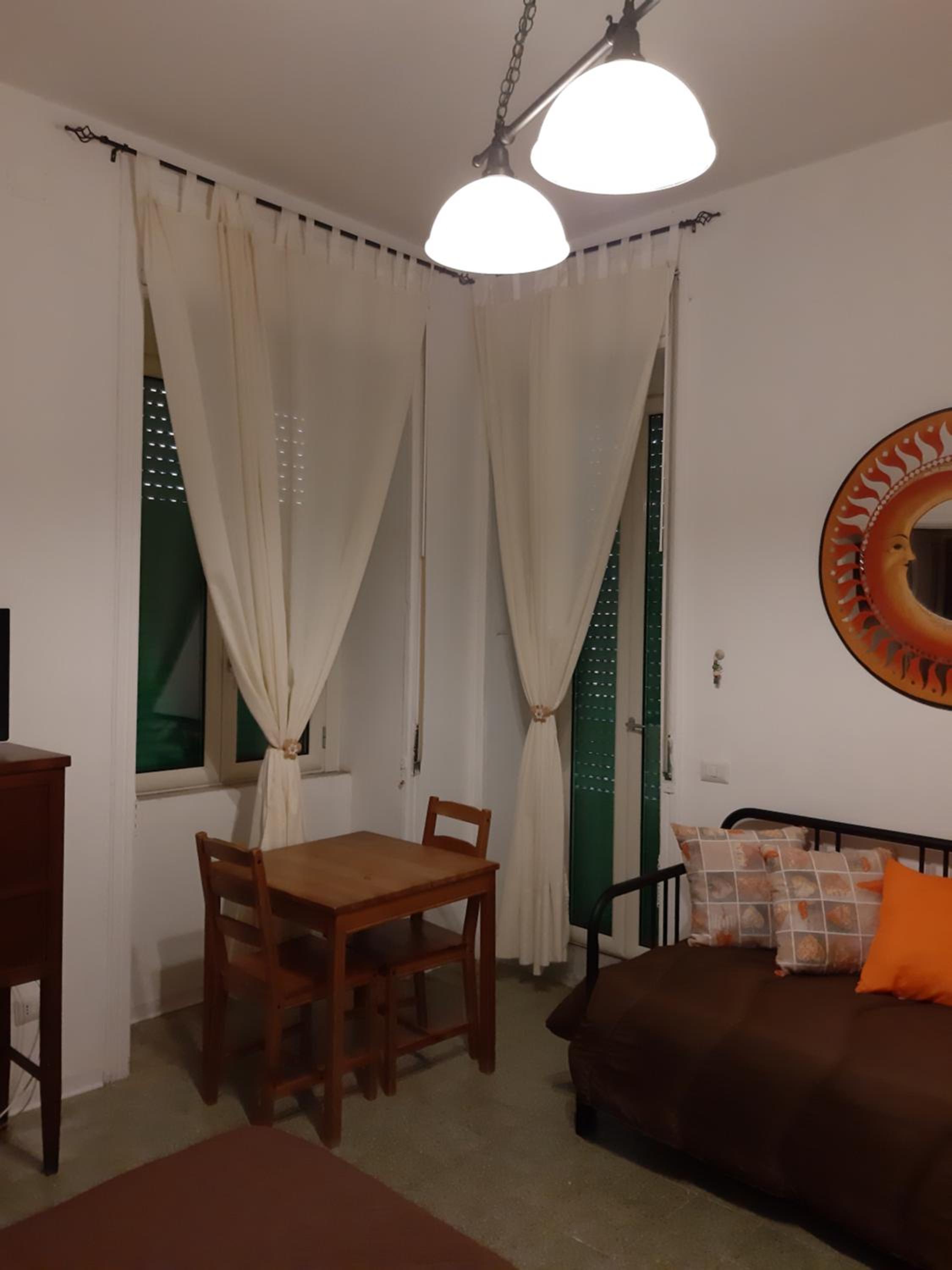Triple Room with Private Bathroom - Photo 7