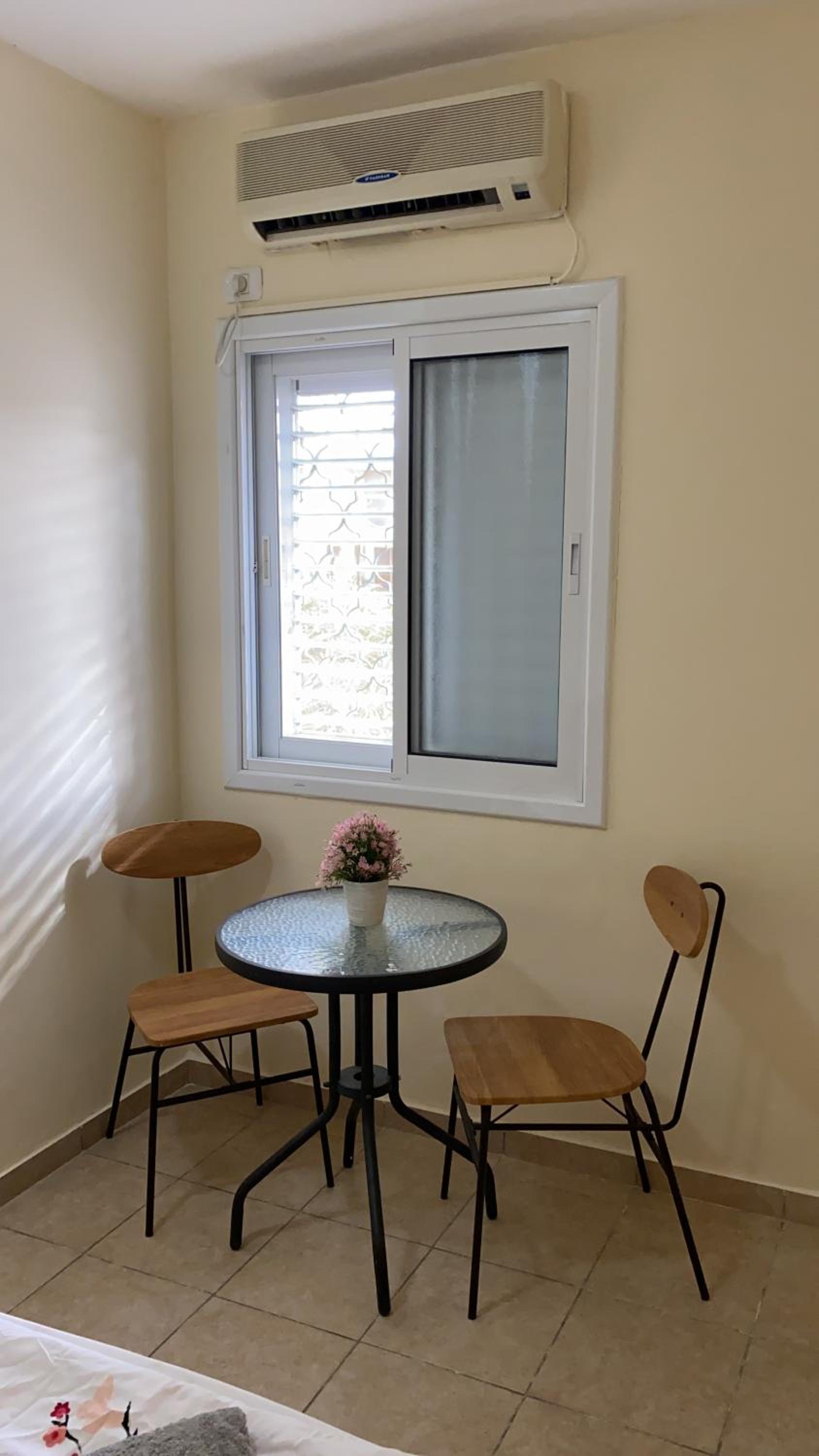Large One-Bedroom Apartment photo 3