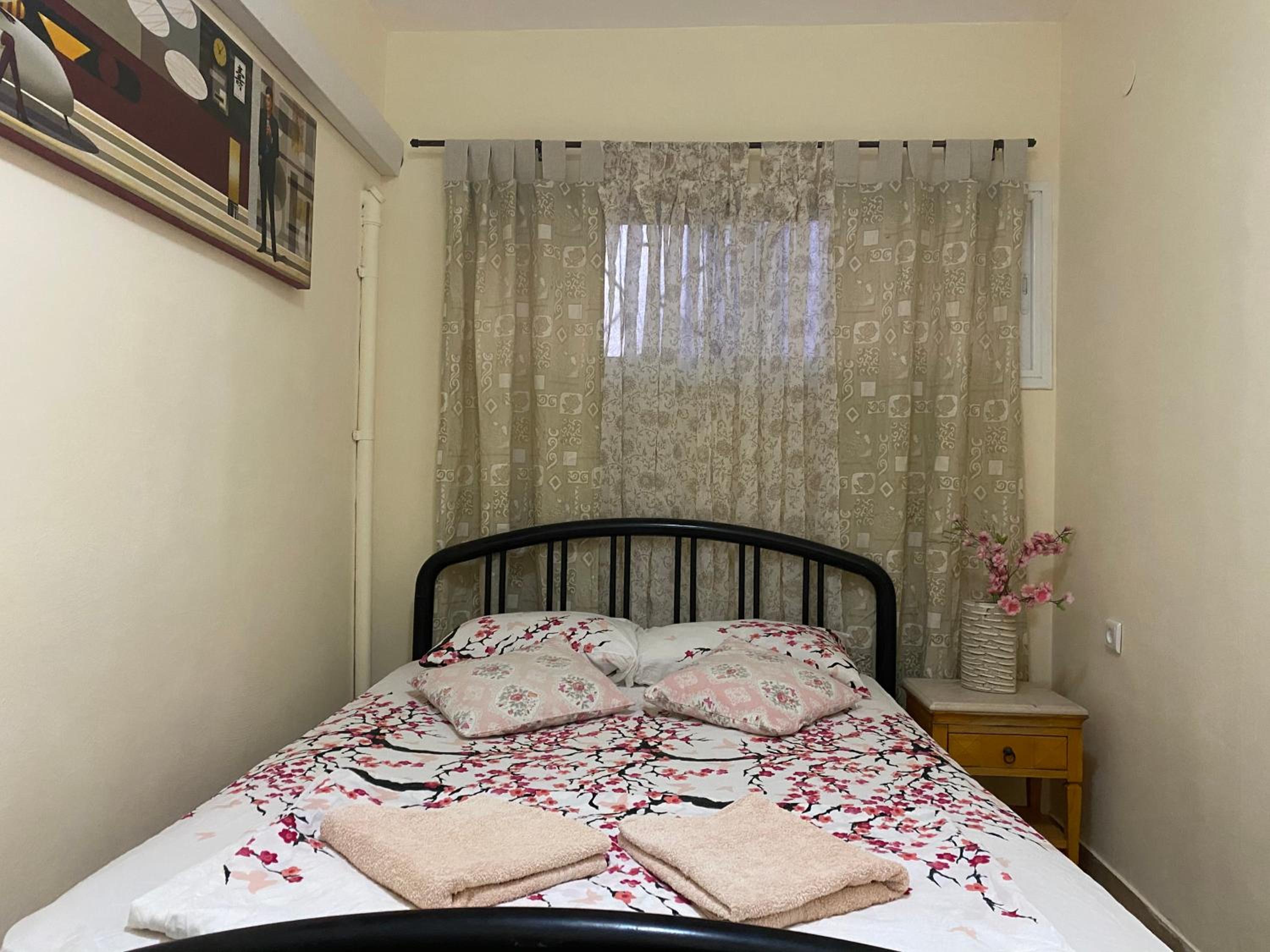 One-Bedroom House photo 1
