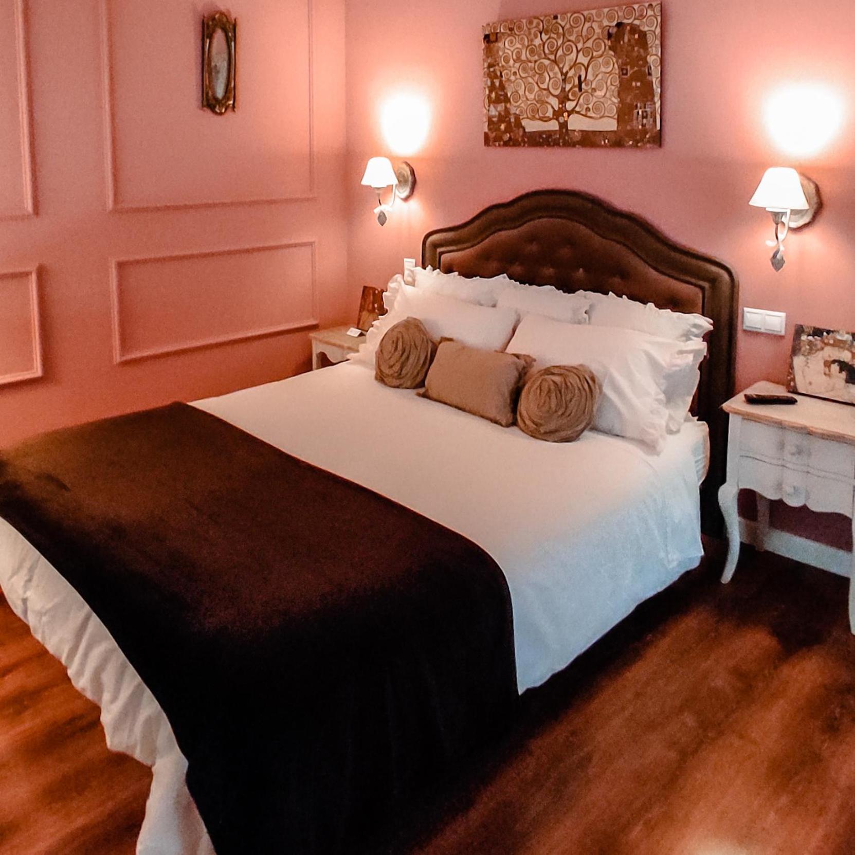 Deluxe Double Room with Castle View