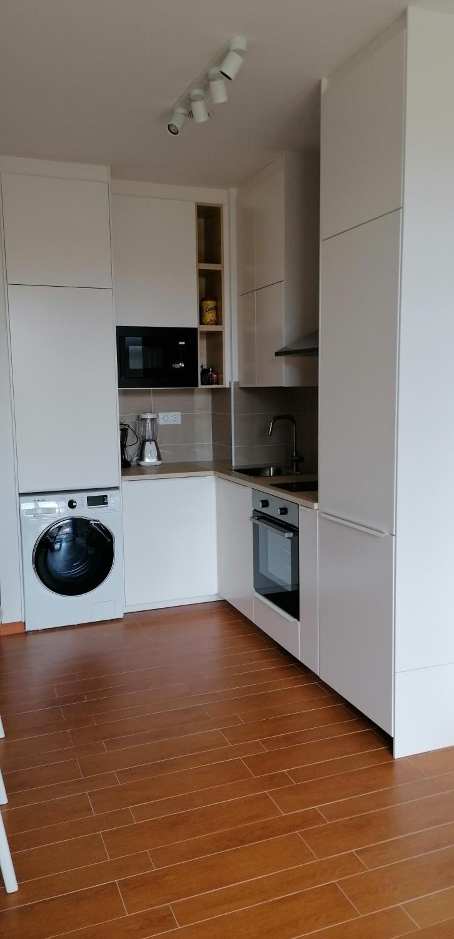 One-Bedroom Apartment photo 2