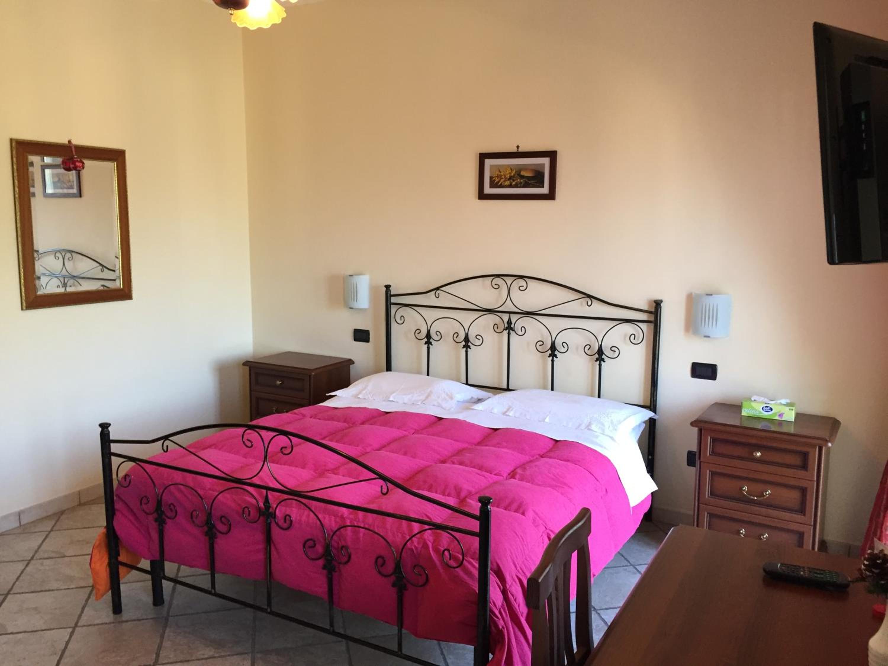 Triple Room - Photo 1