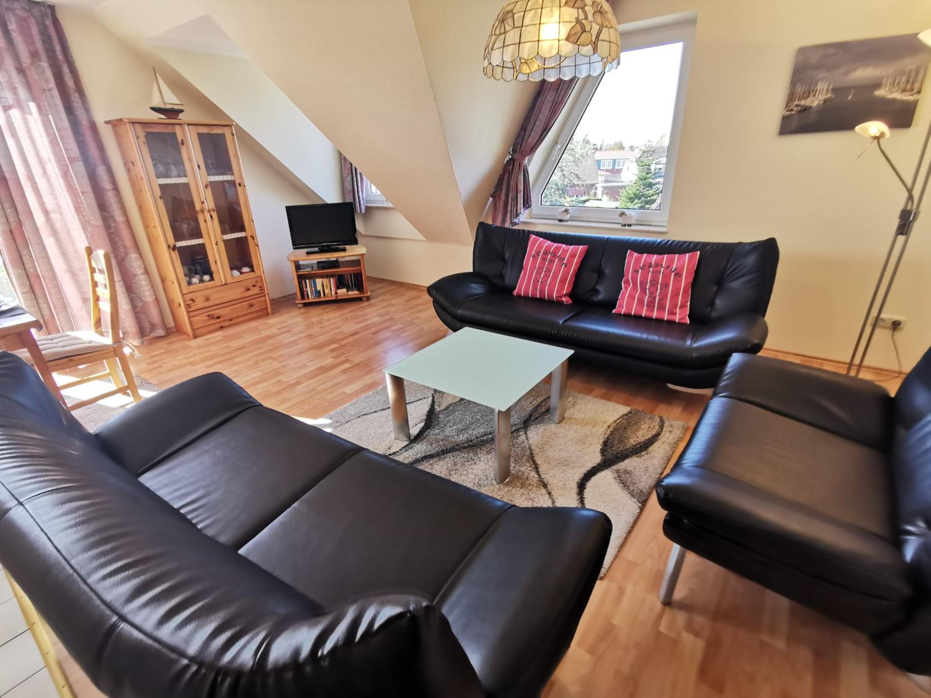 Apartment - Split Level photo 2