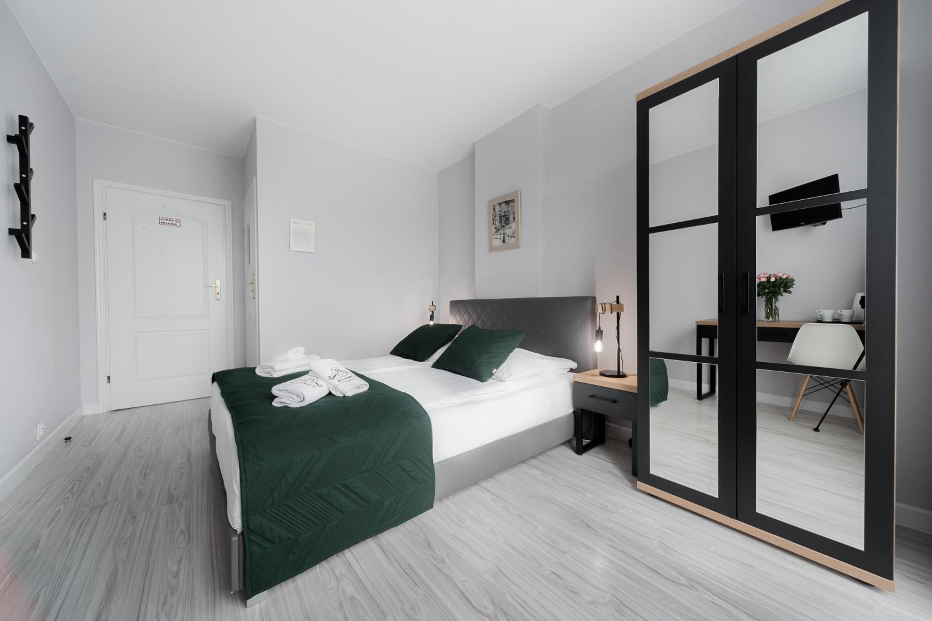 Double Room with Balcony photo 3