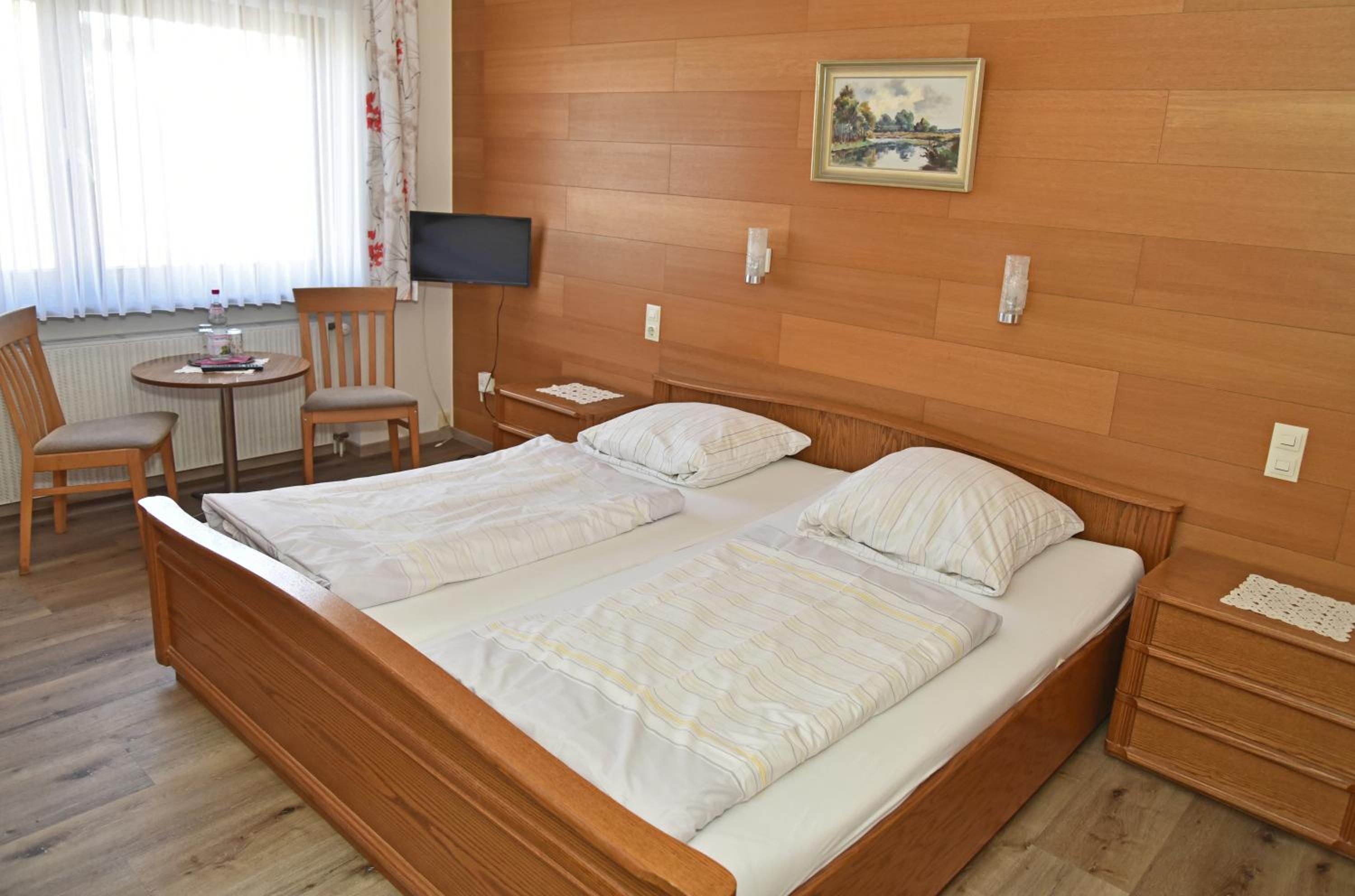 Double Room - Photo 4