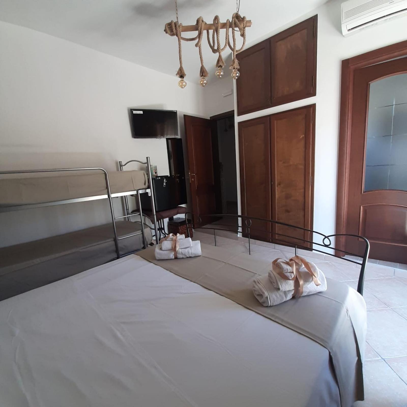 King Room with Sea View - Photo 21