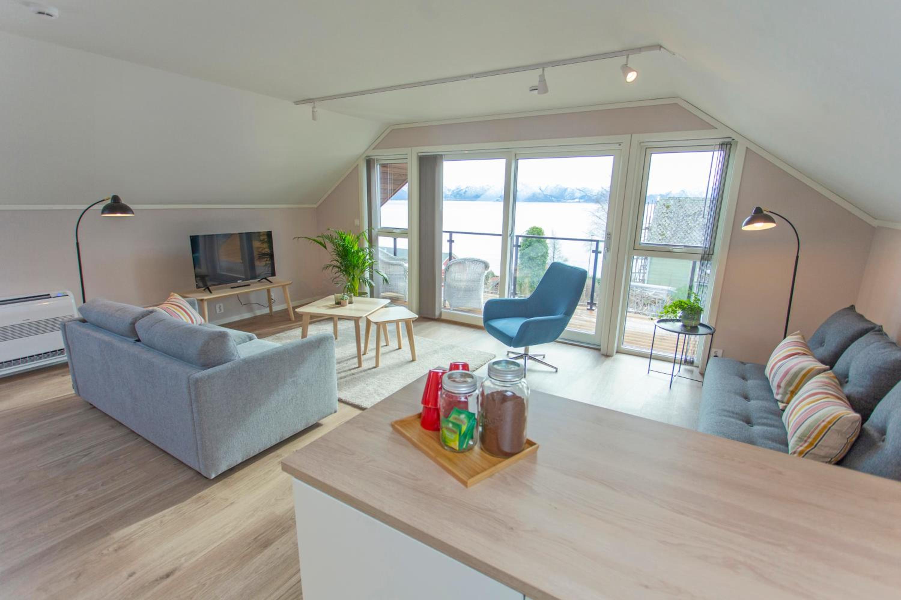 Apartment with Sea View - Photo 1