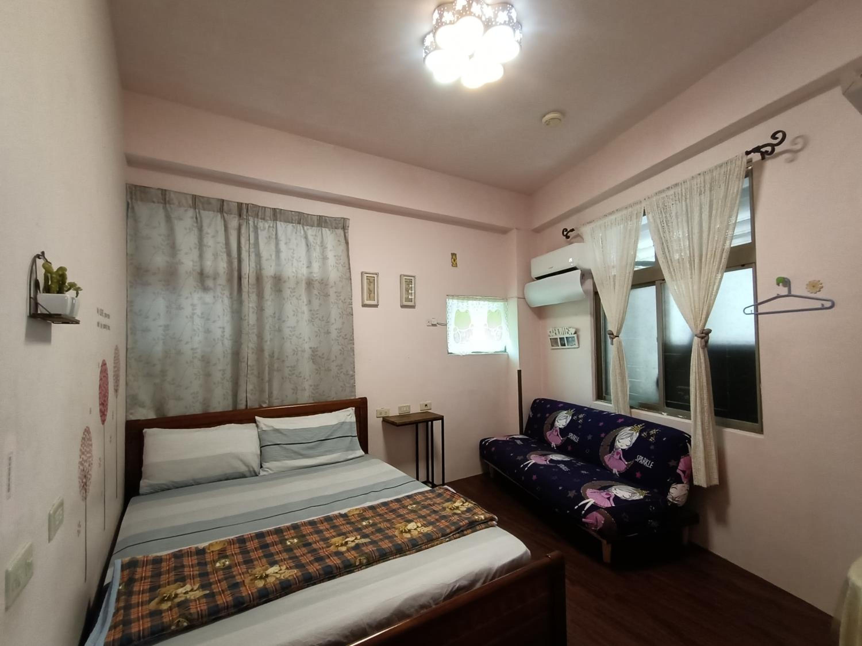 Double Room with Private Bathroom photo 1