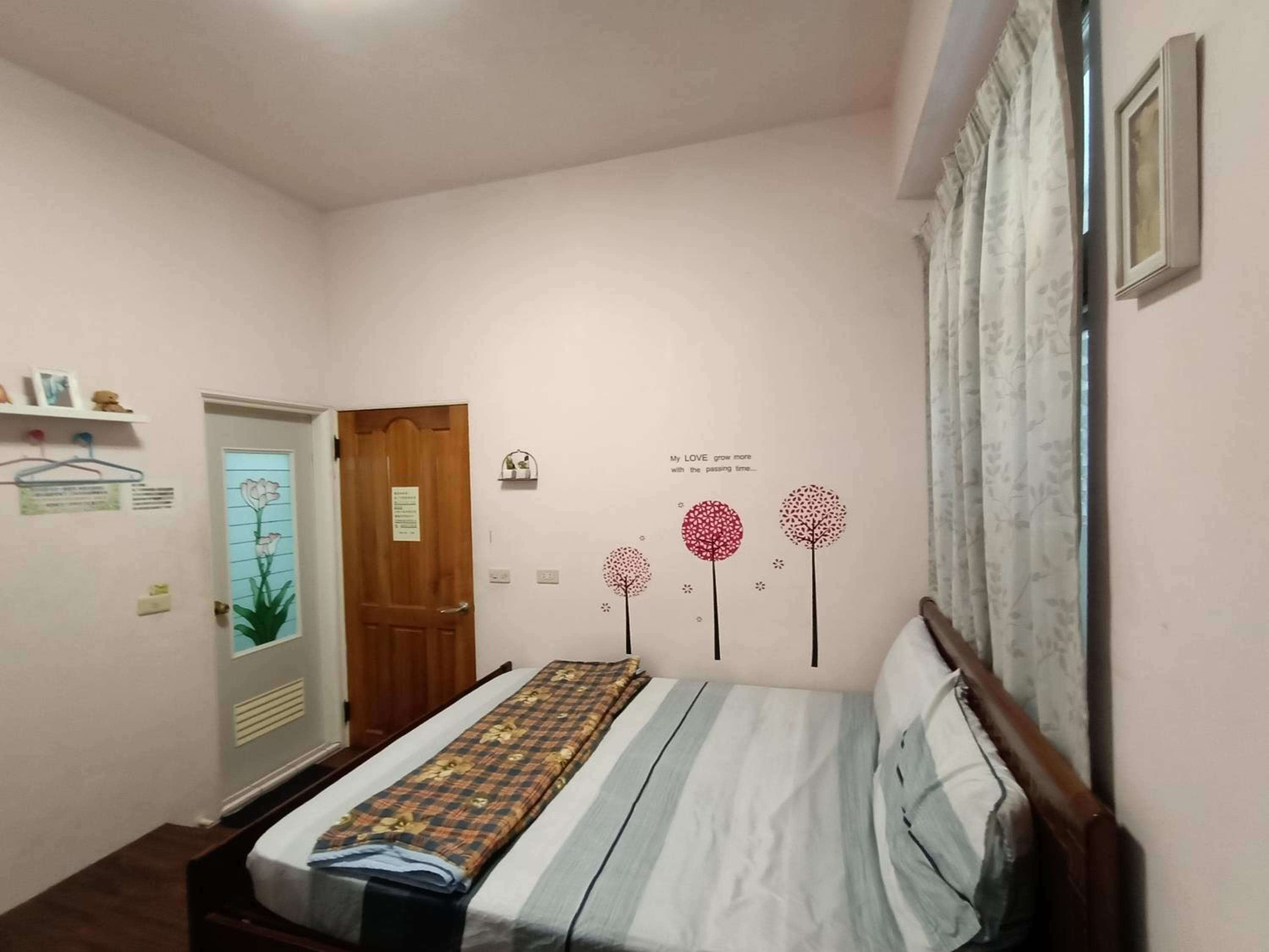 Double Room with Private Bathroom photo 3