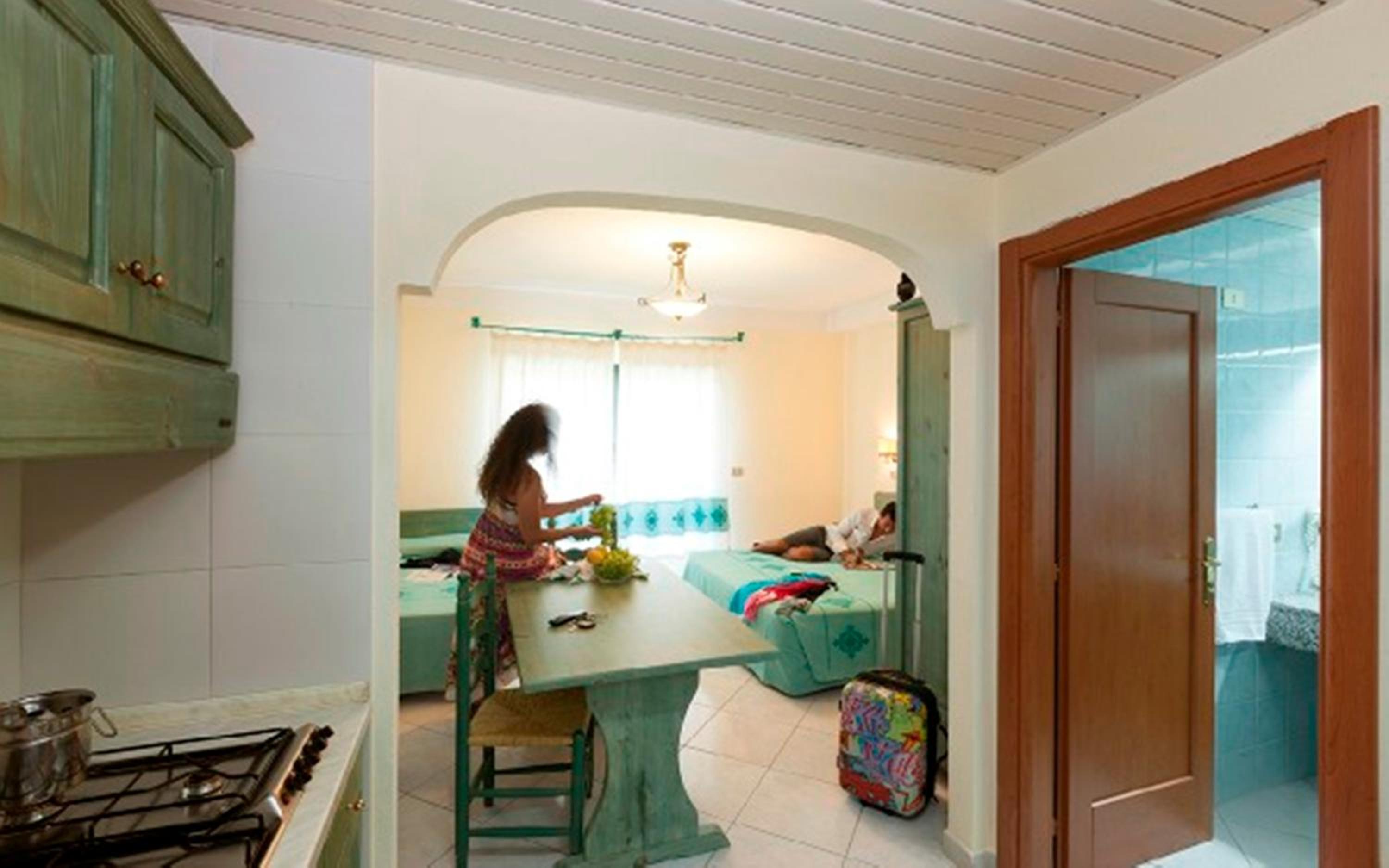 Studio (3 Adults) - Photo 2