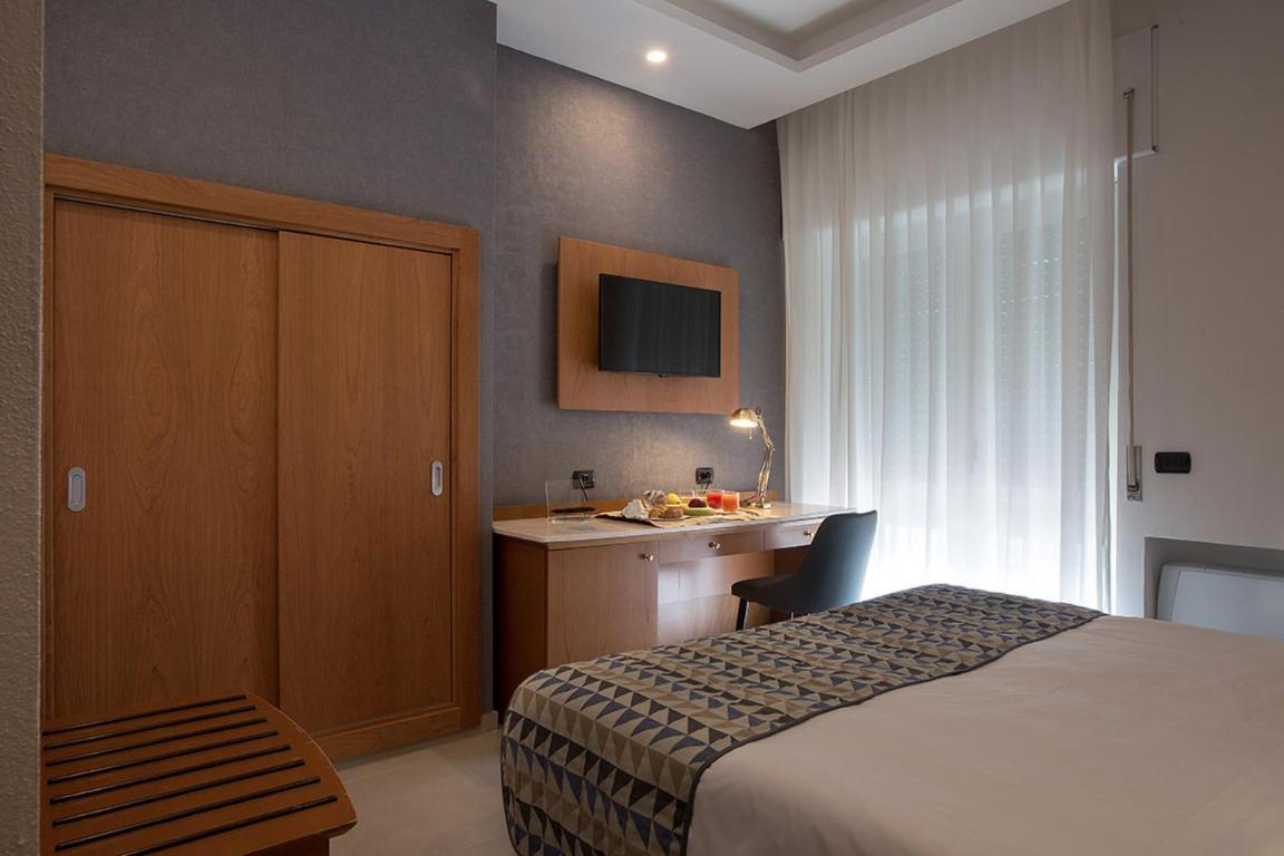 Superior Double Room - Photo 3
