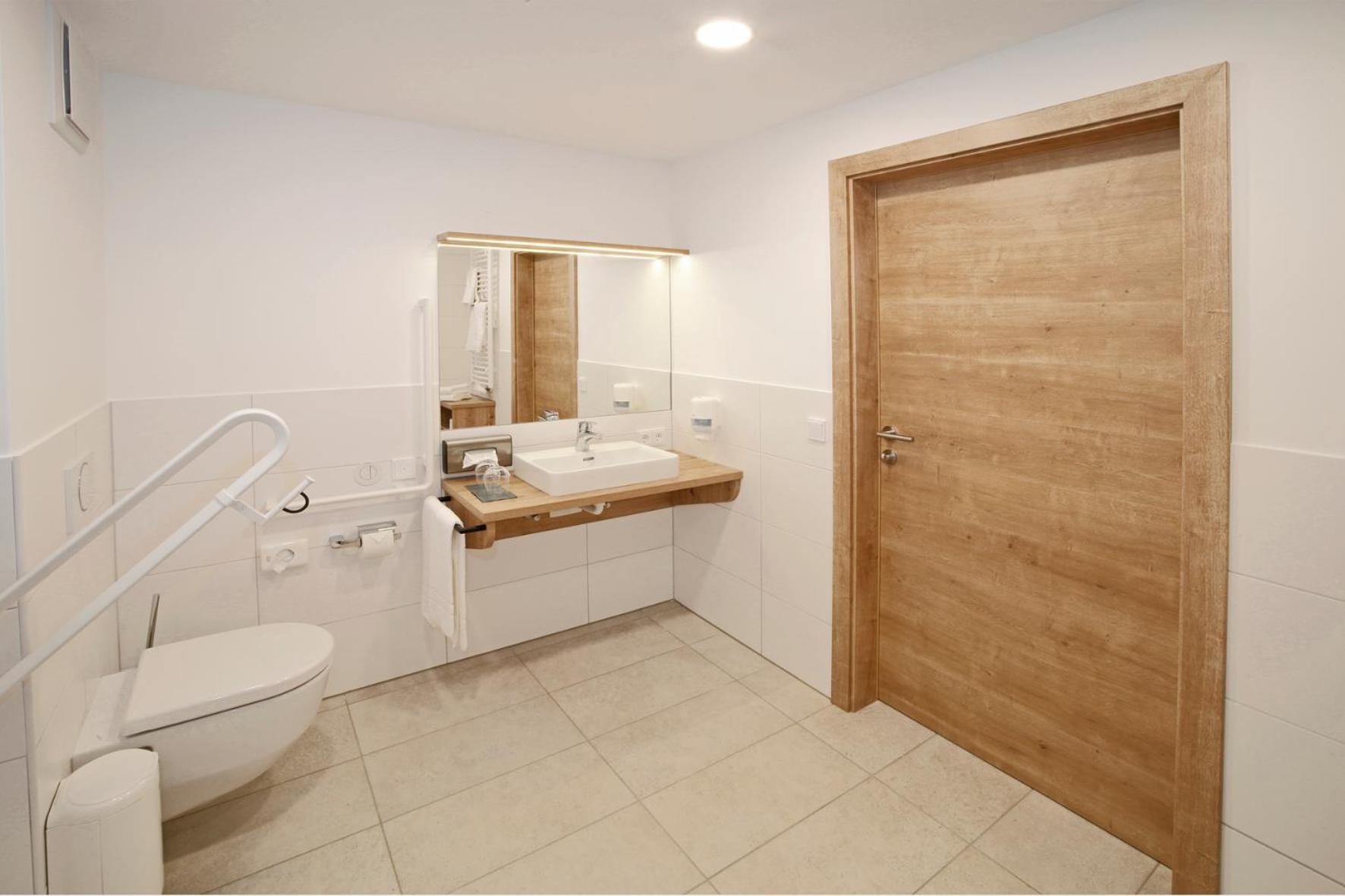 Double Room - Photo 2
